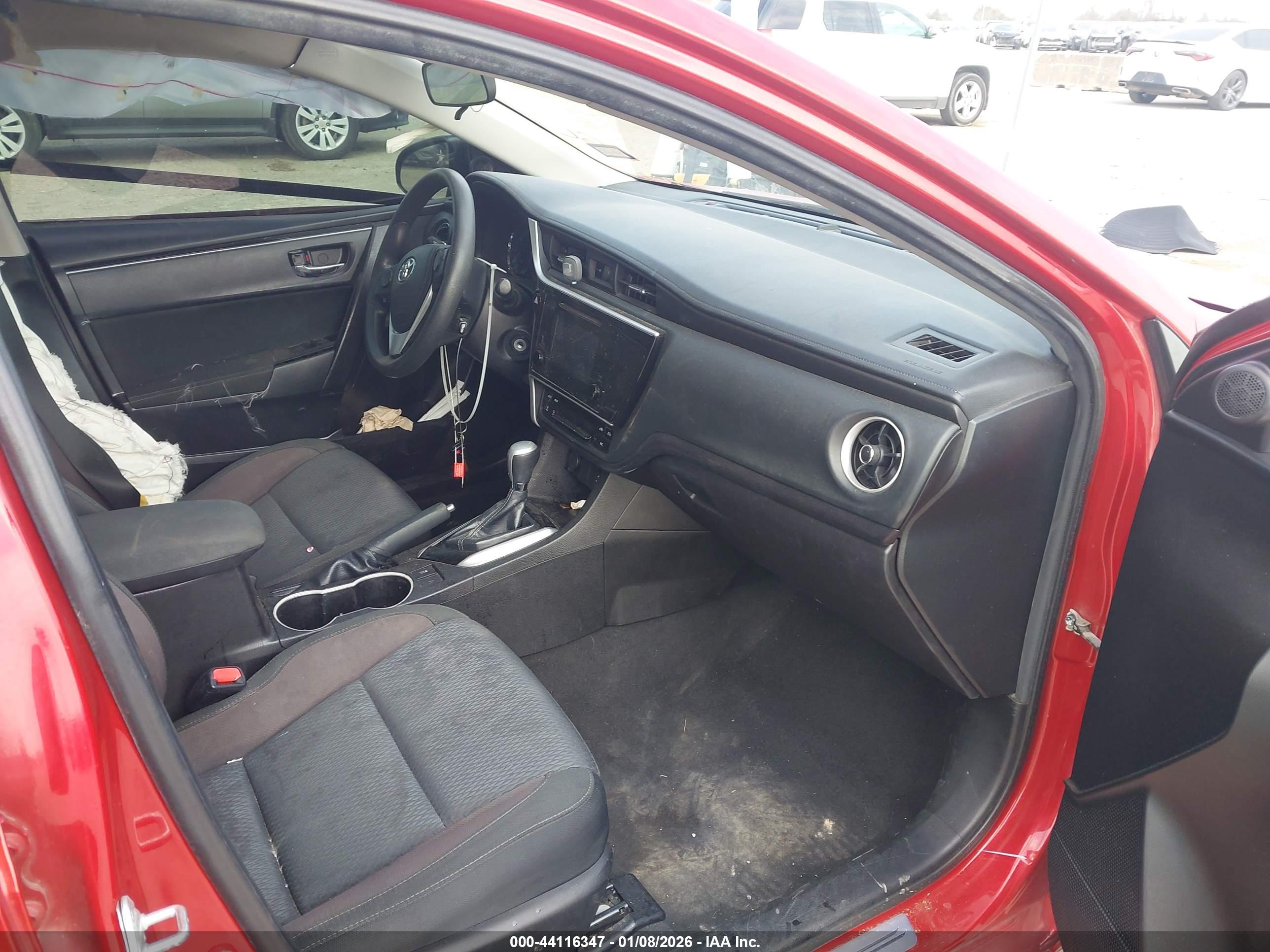 TOYOTA COROLLA image 5