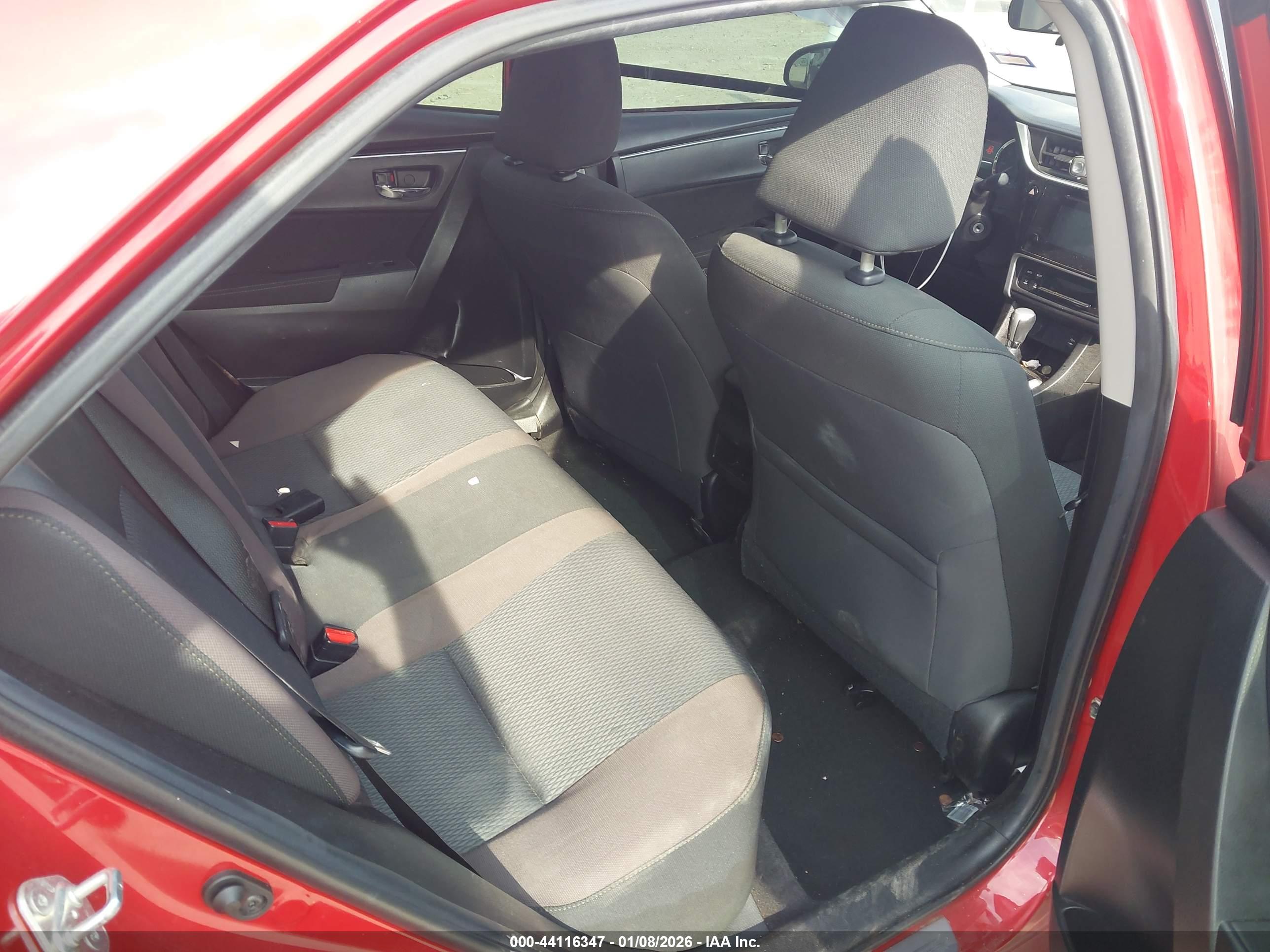 TOYOTA COROLLA image 8