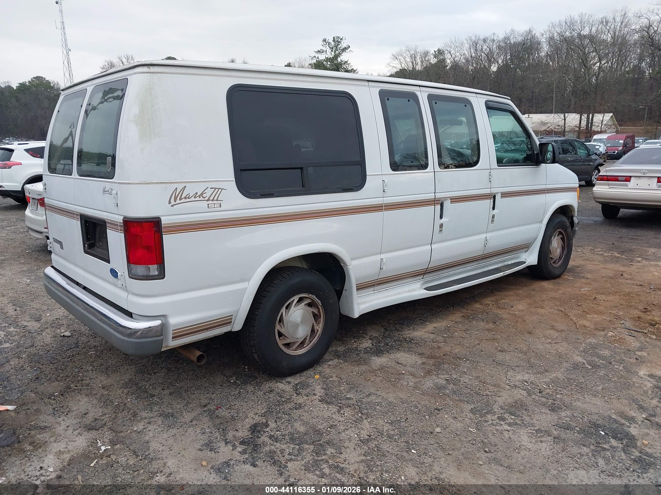 FORD ECONOLINE image 4