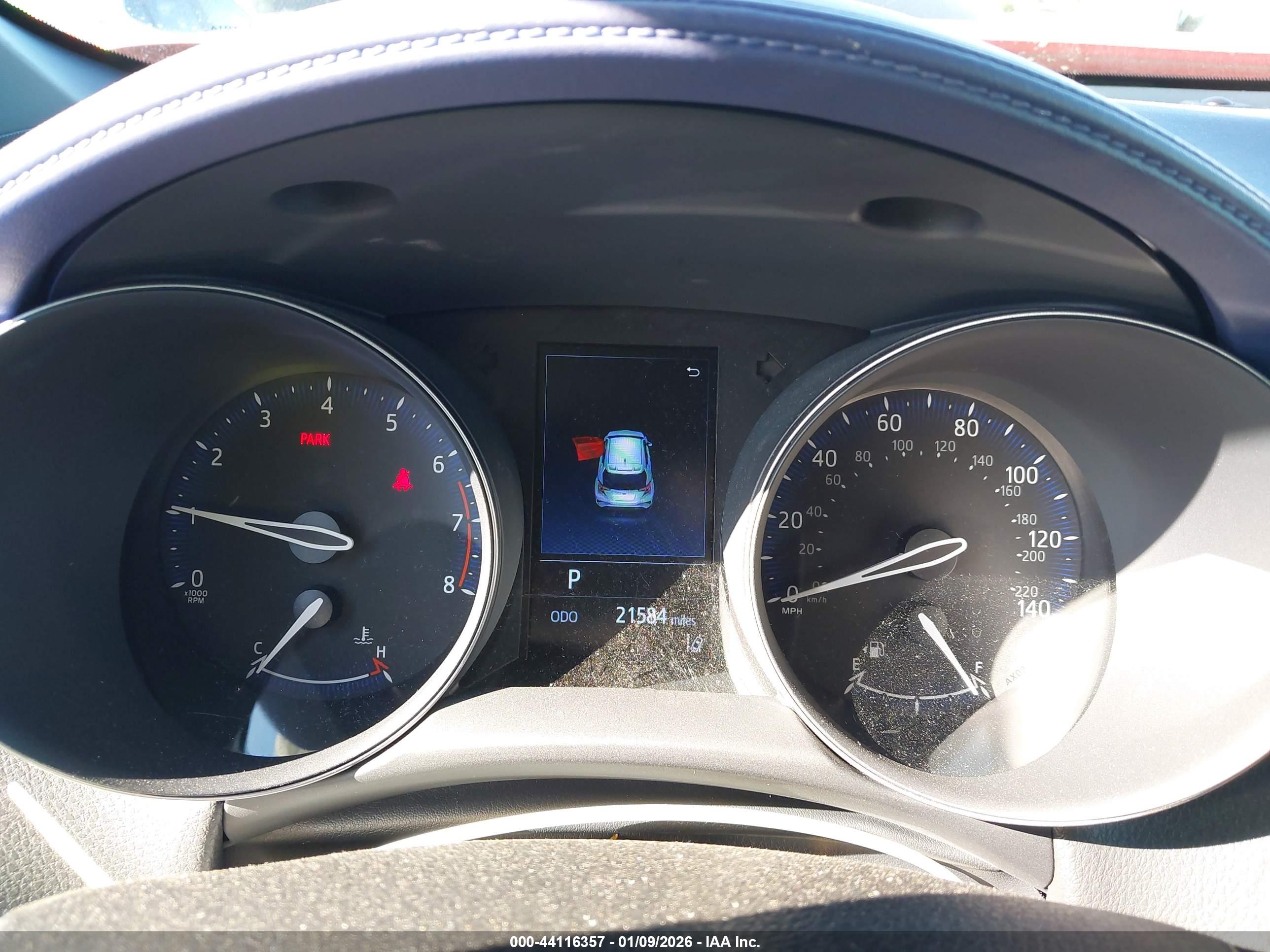 TOYOTA C-HR image 7