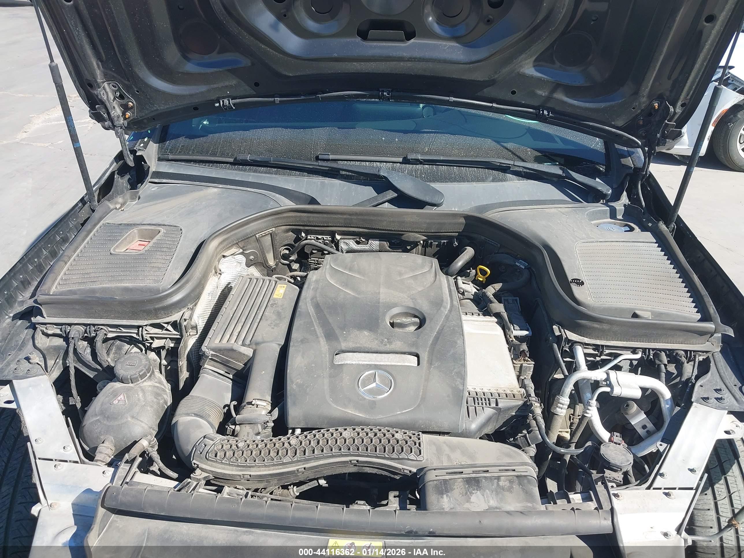 MERCEDES-BENZ GLC image 10