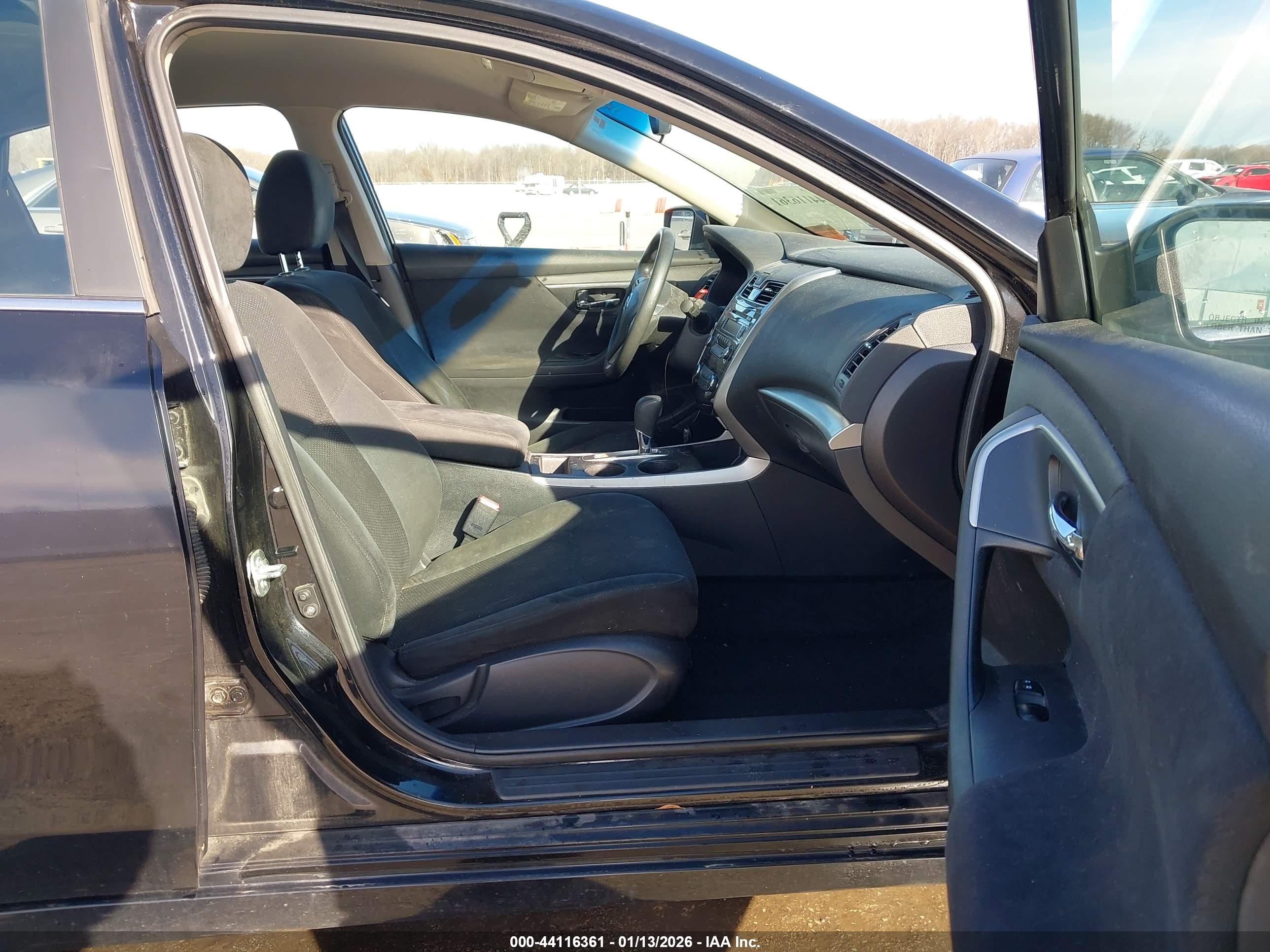 NISSAN ALTIMA image 5