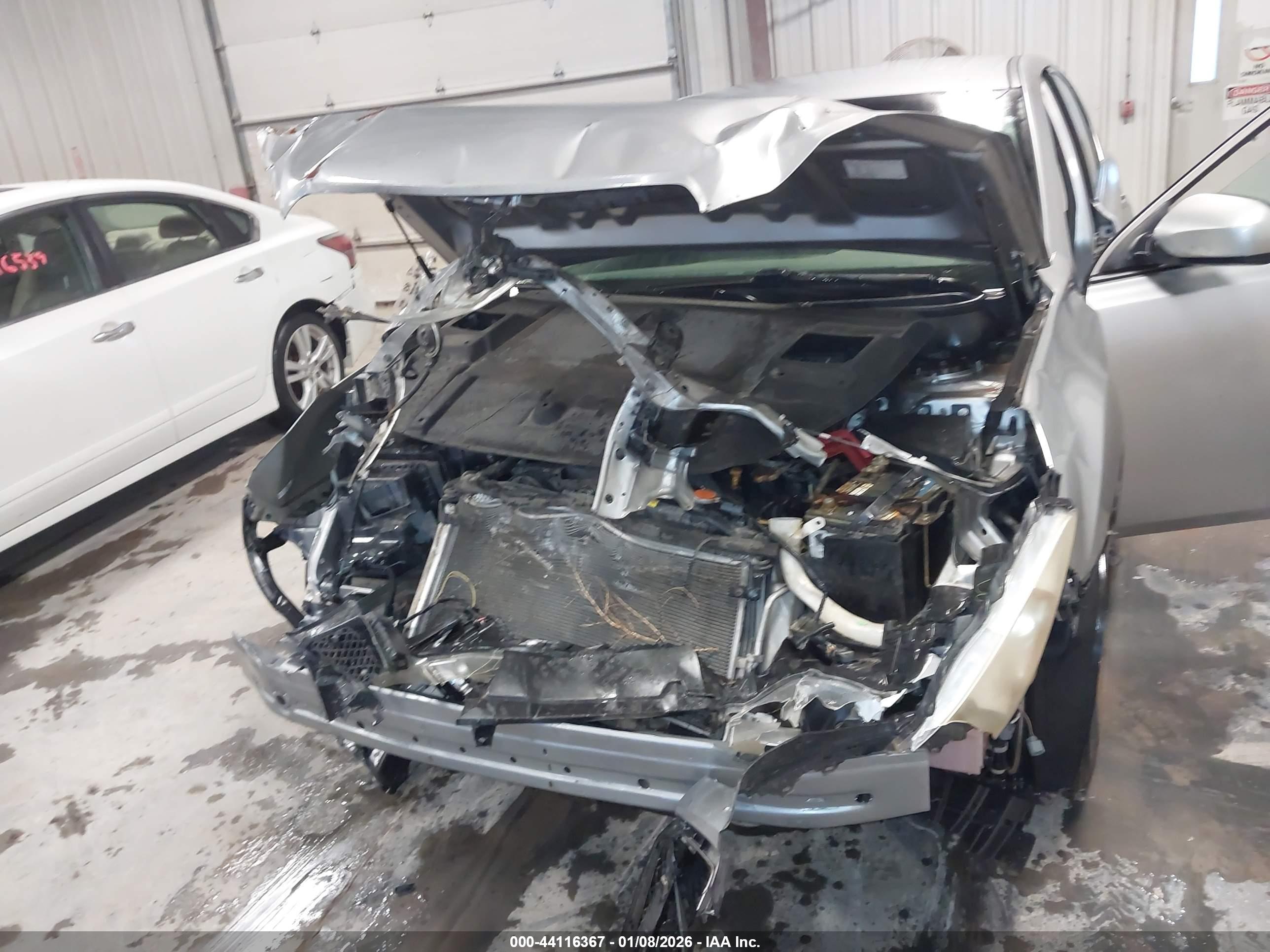 SUBARU LEGACY image 6