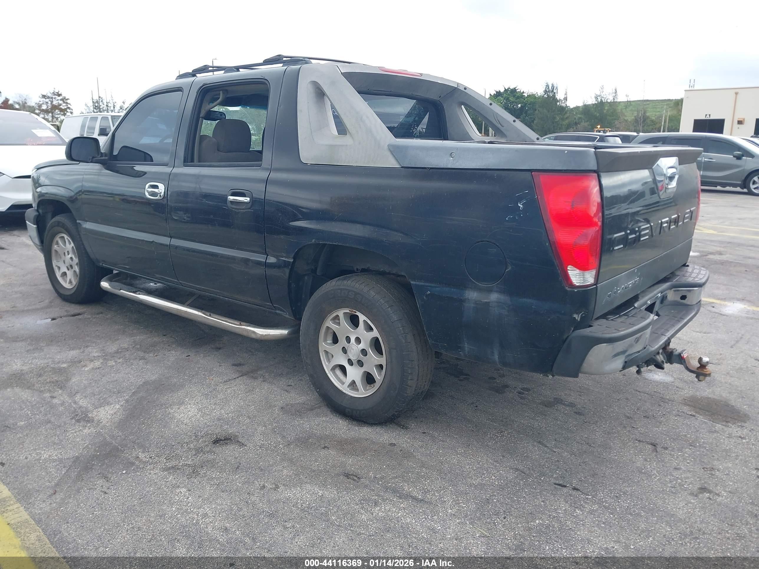 CHEVROLET AVALANCHE image 3