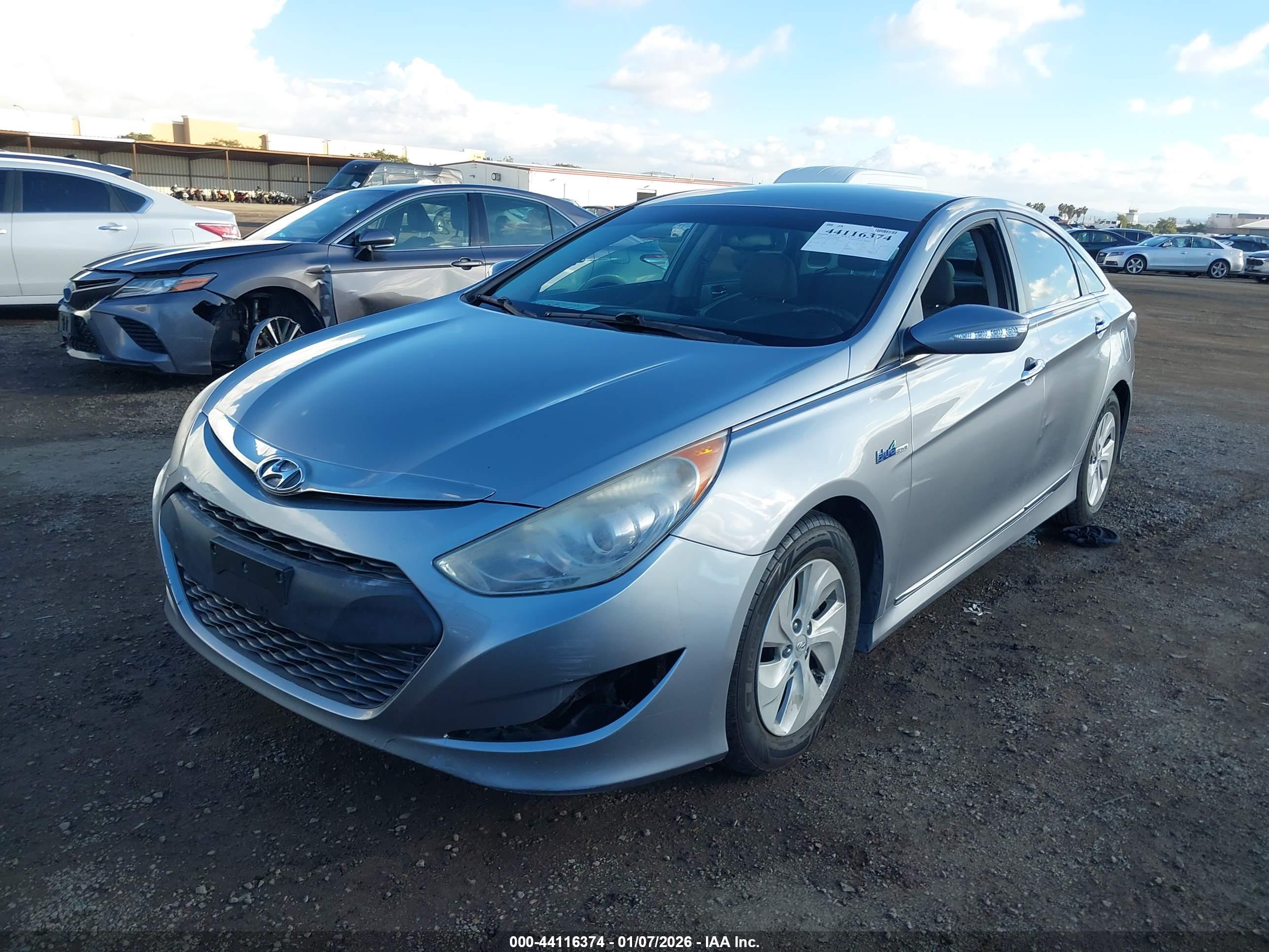 HYUNDAI SONATA image 6