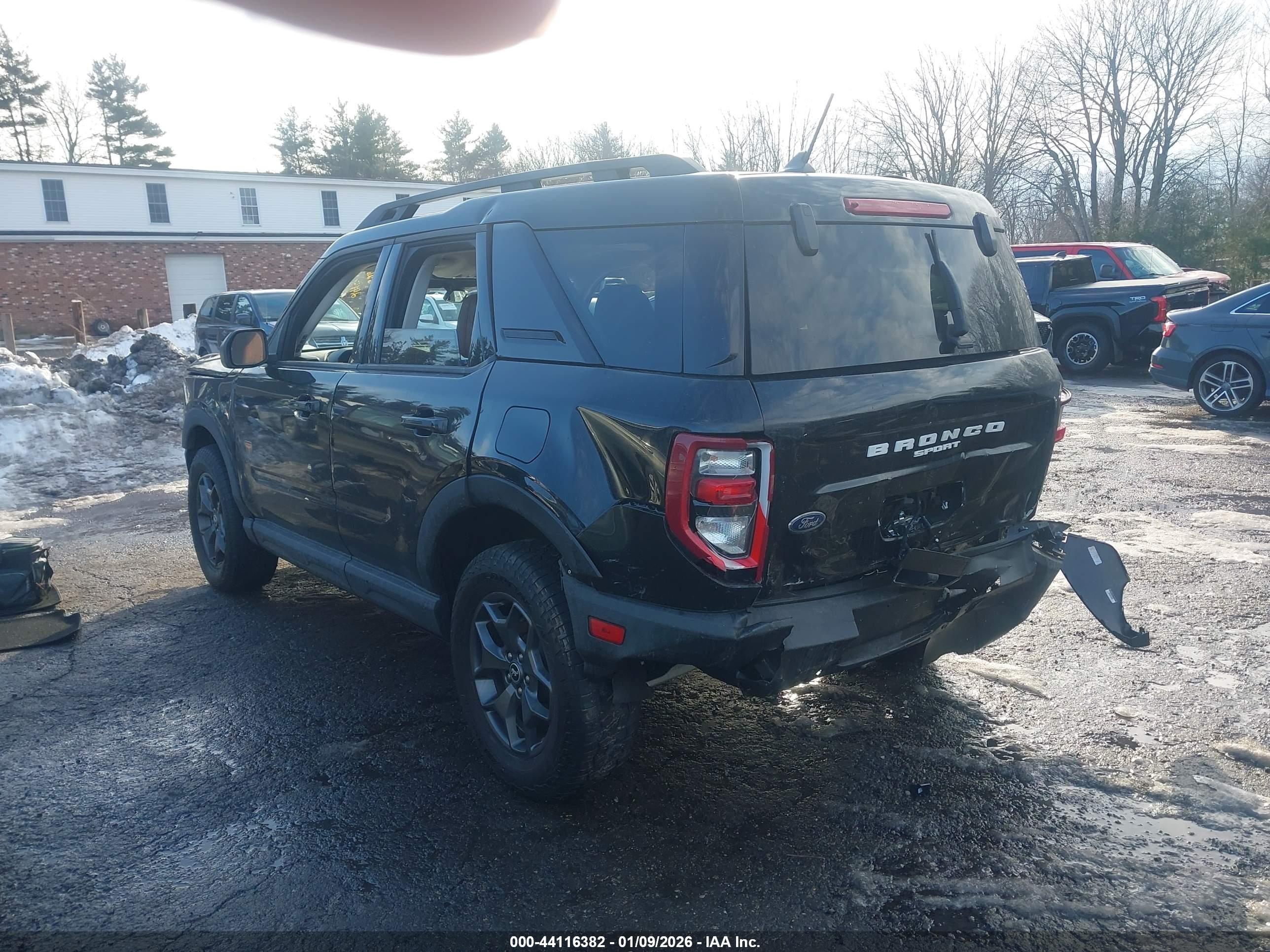 FORD BRONCO image 3