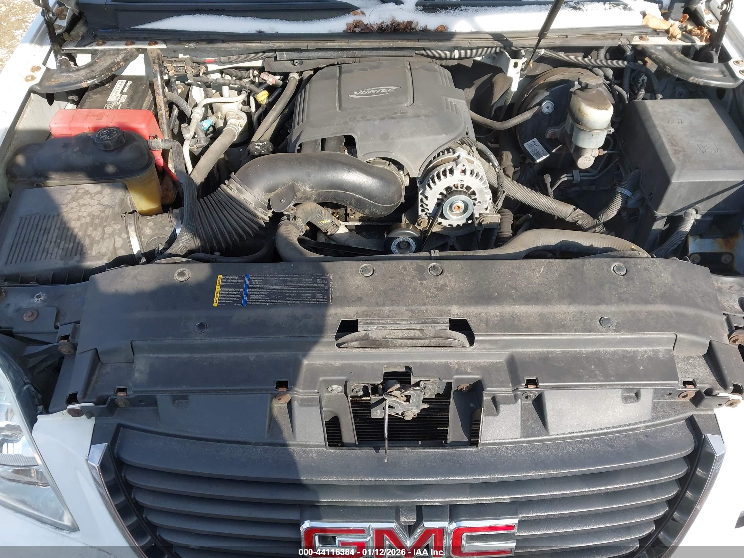GMC YUKON image 10