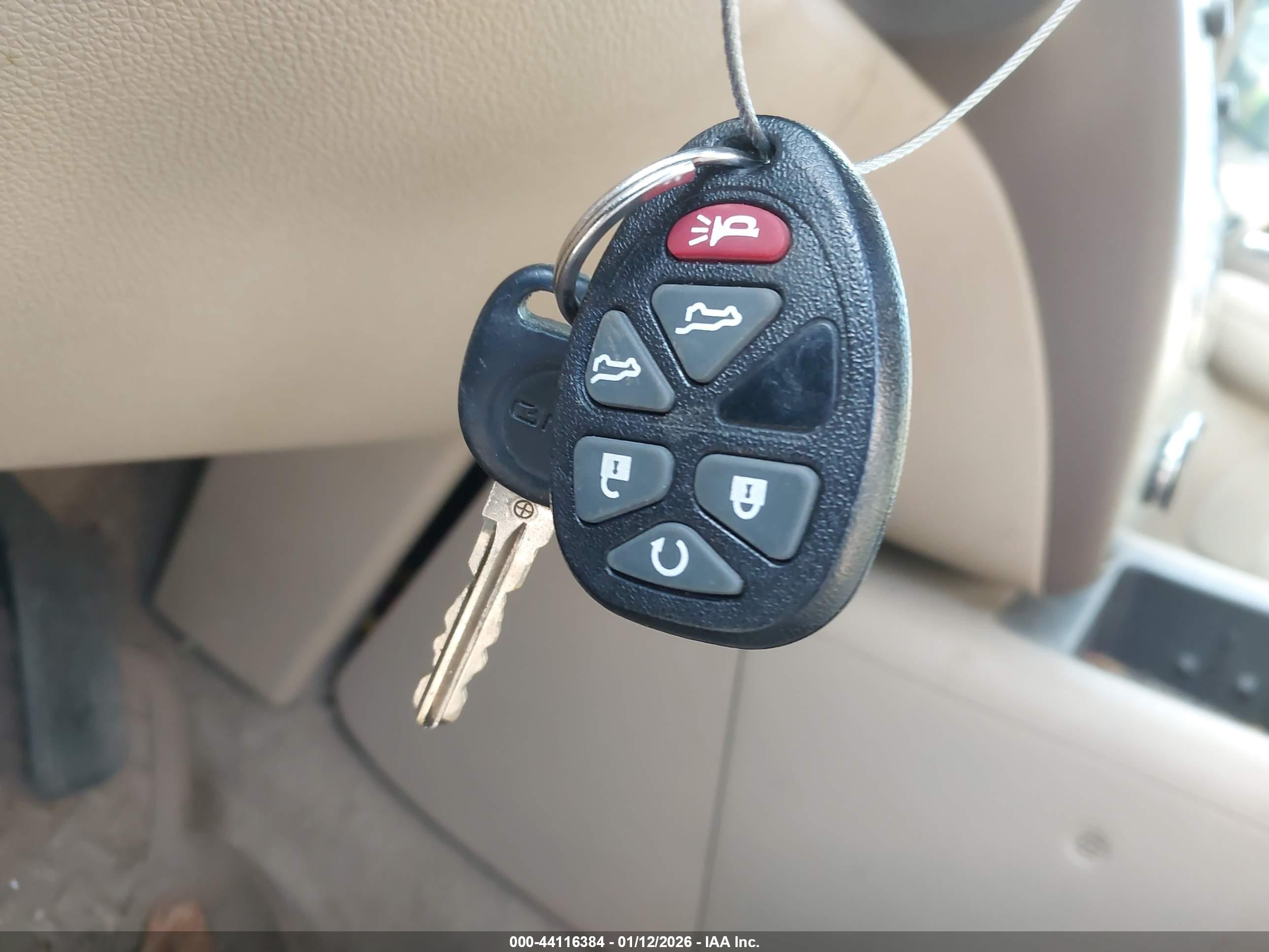 GMC YUKON image 11