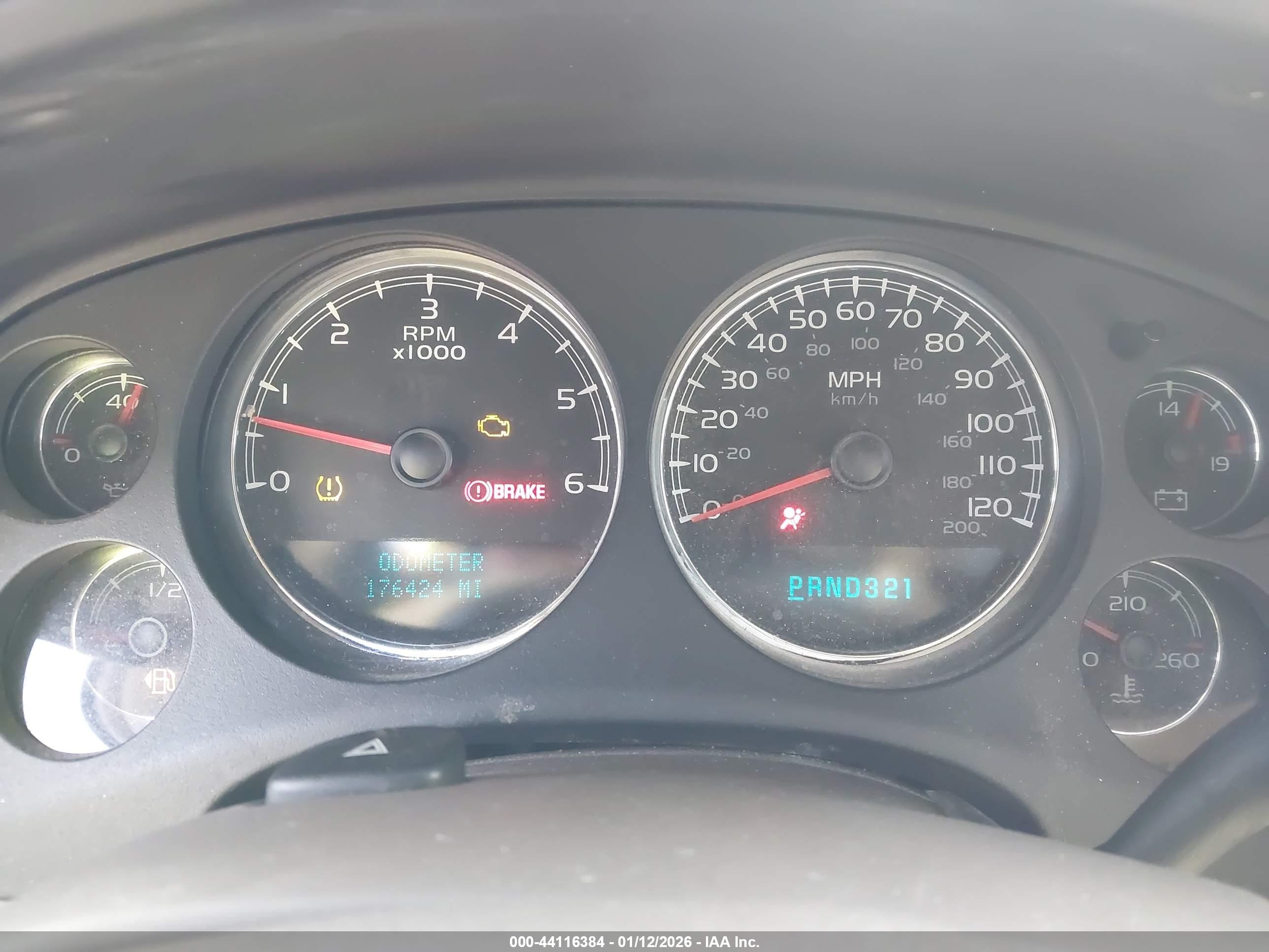 GMC YUKON image 7