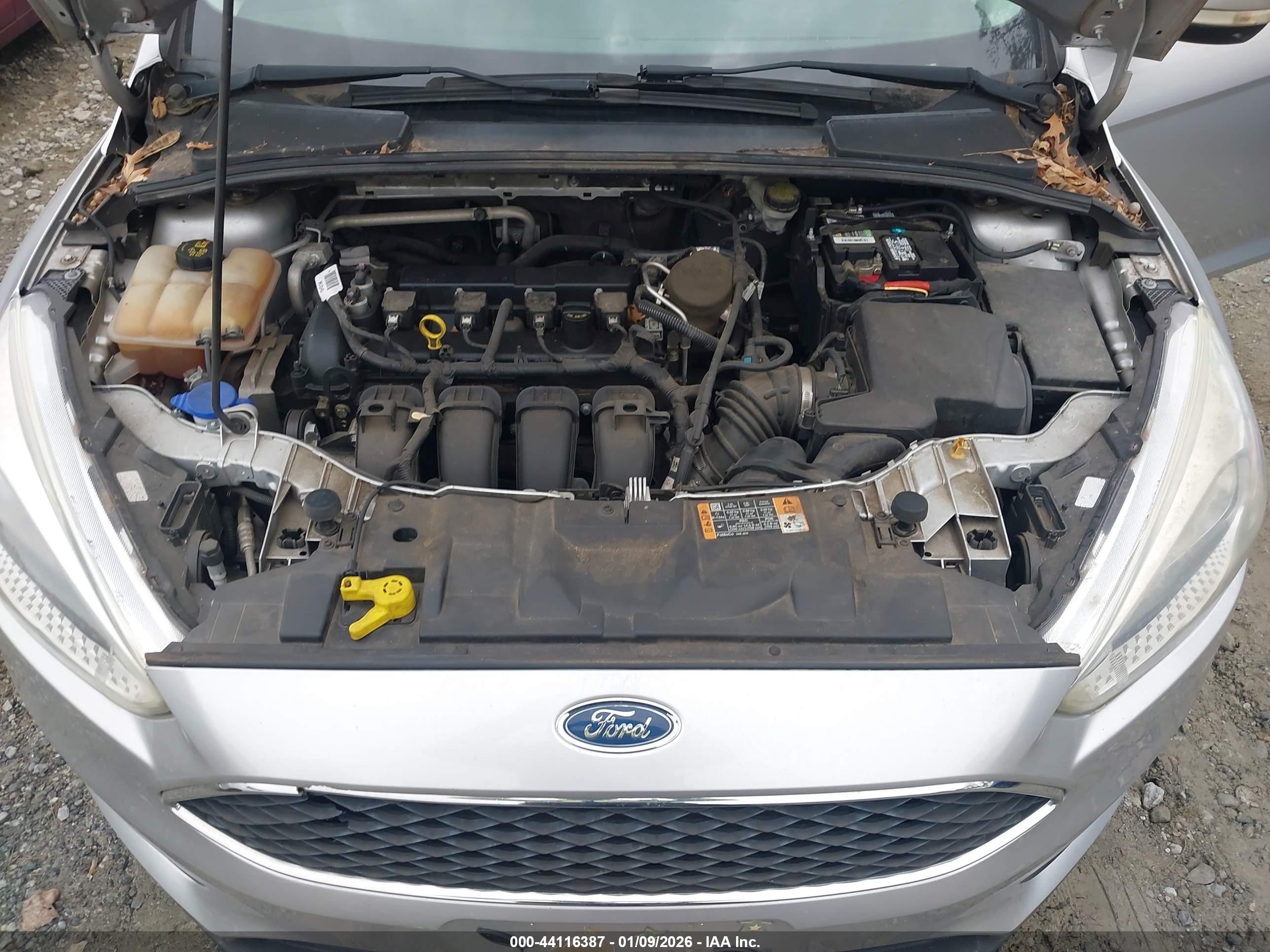 FORD FOCUS image 10