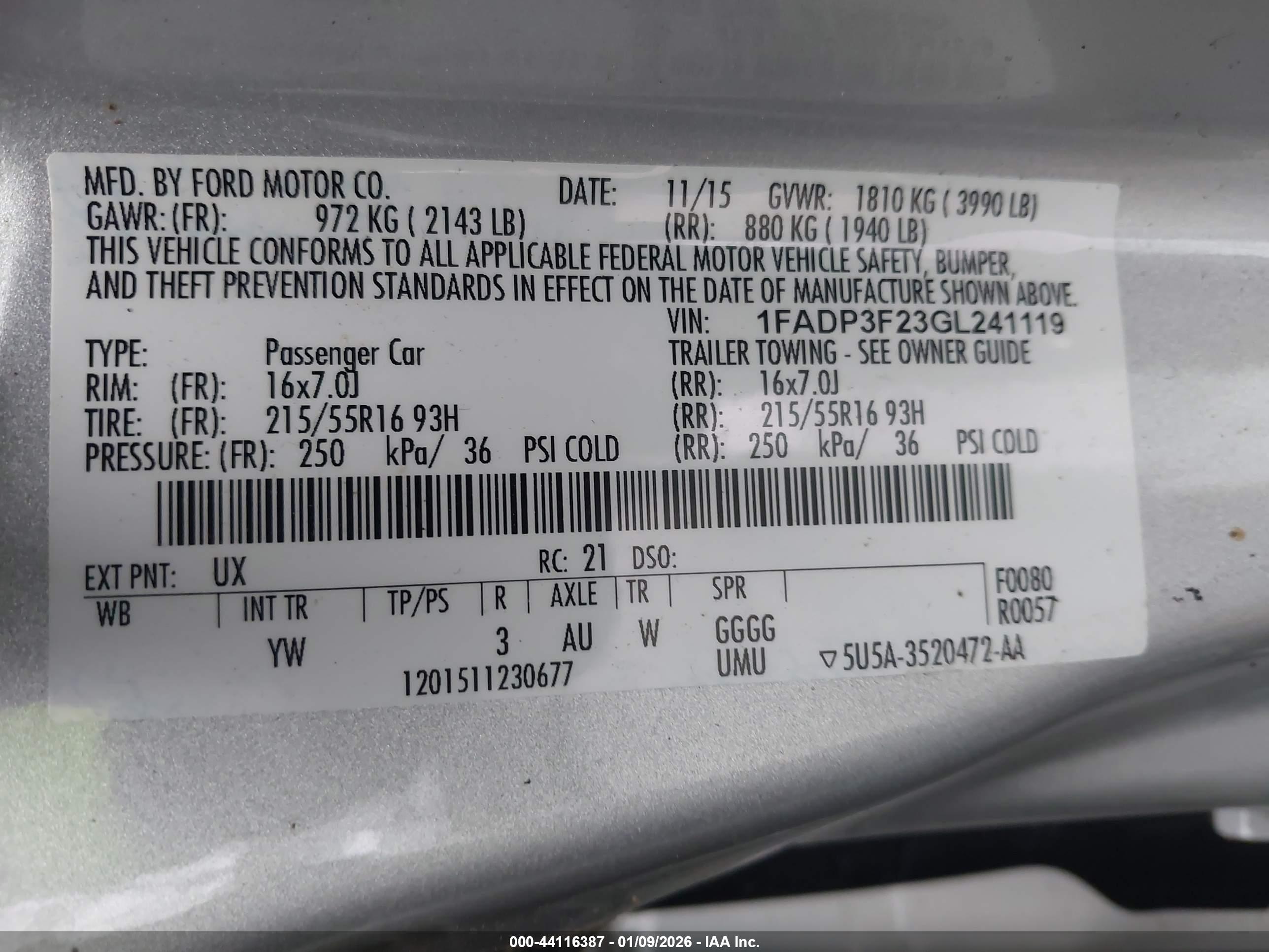 FORD FOCUS image 9