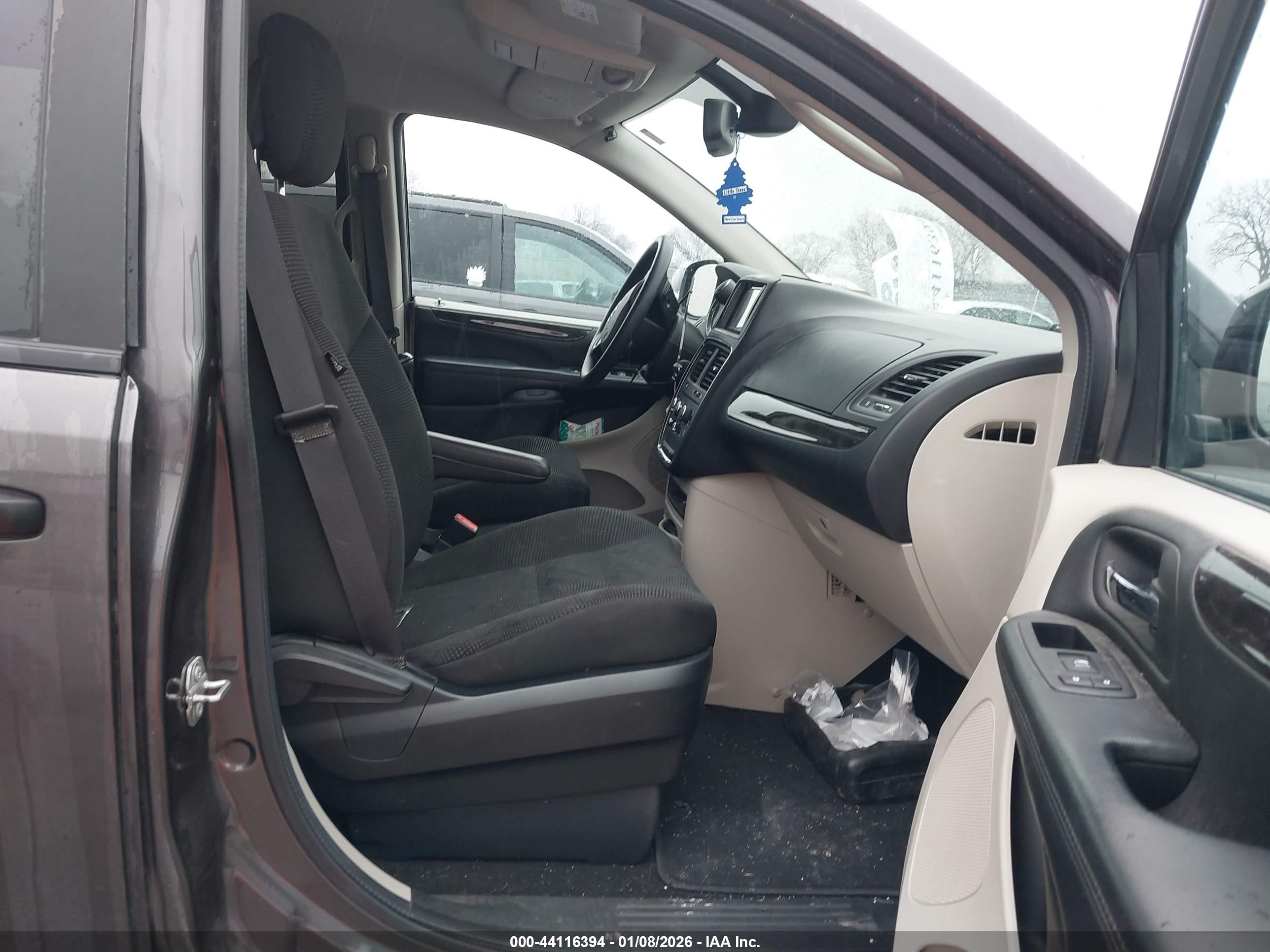DODGE GRAND image 5