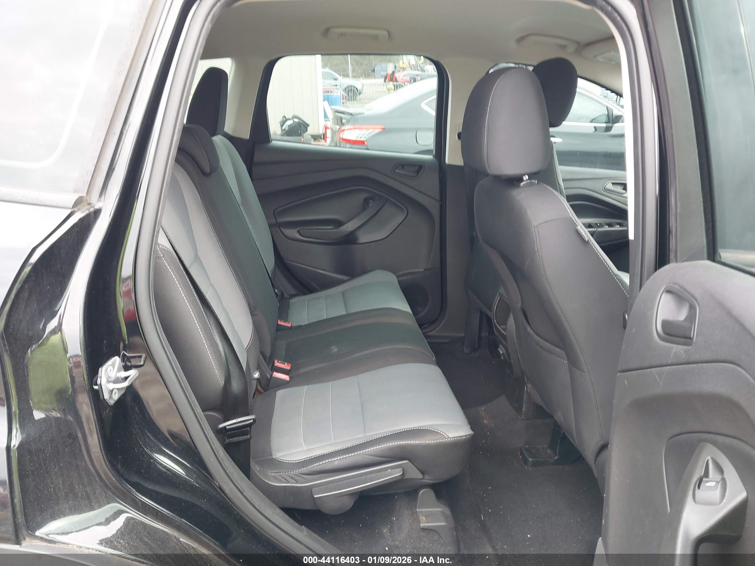 FORD ESCAPE image 8