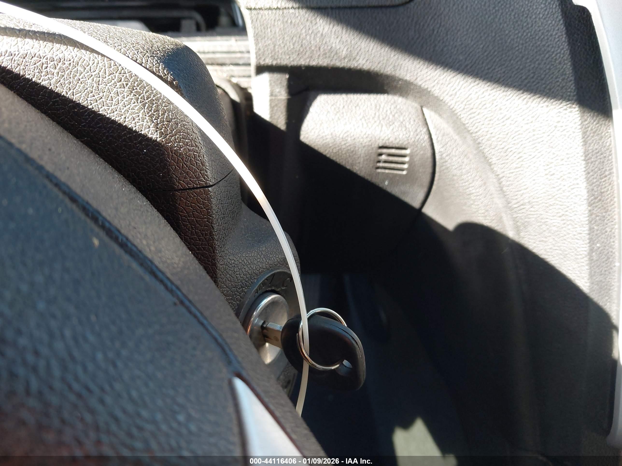 CHEVROLET TRAVERSE image 11