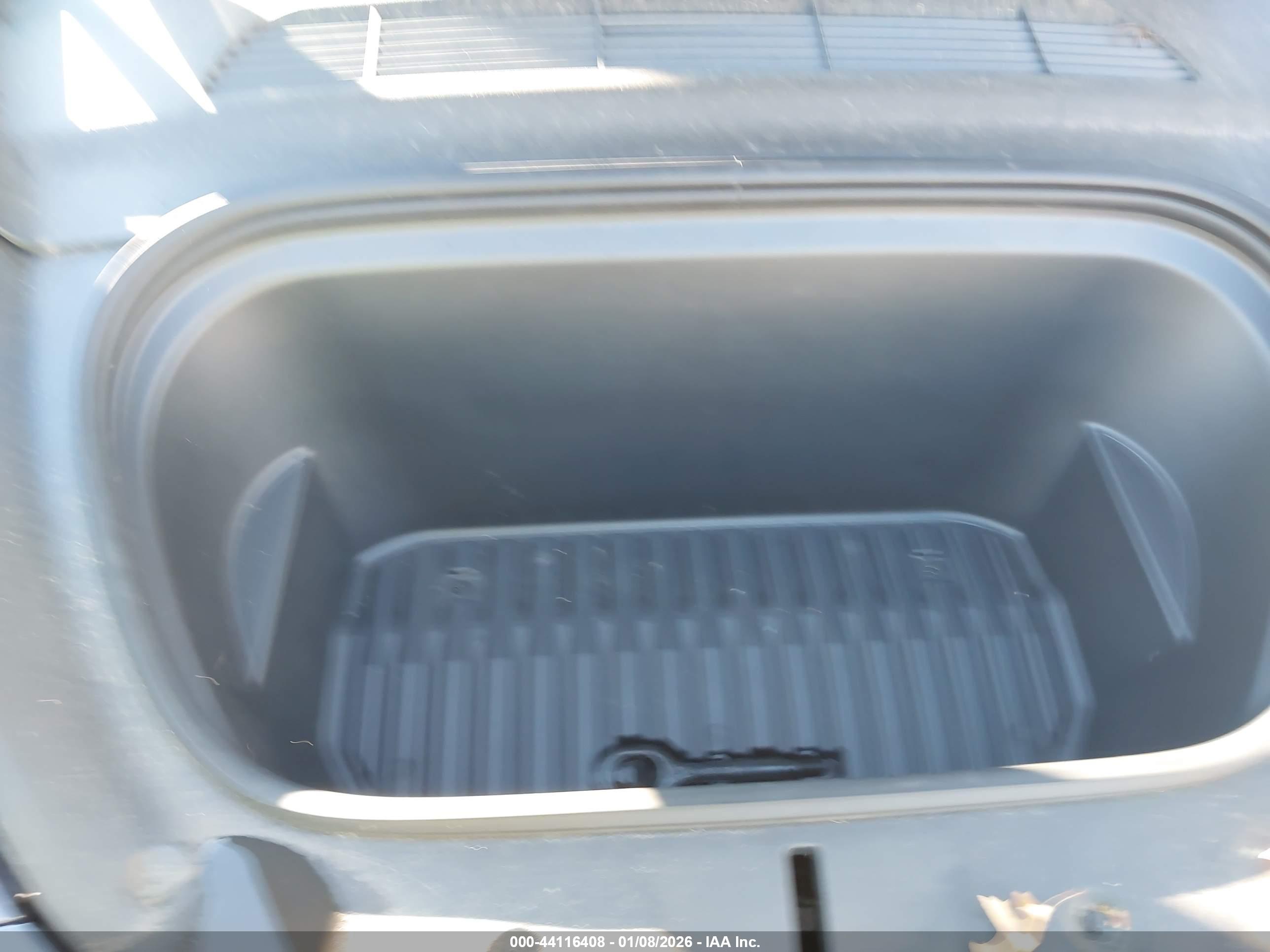 TESLA MODEL image 10