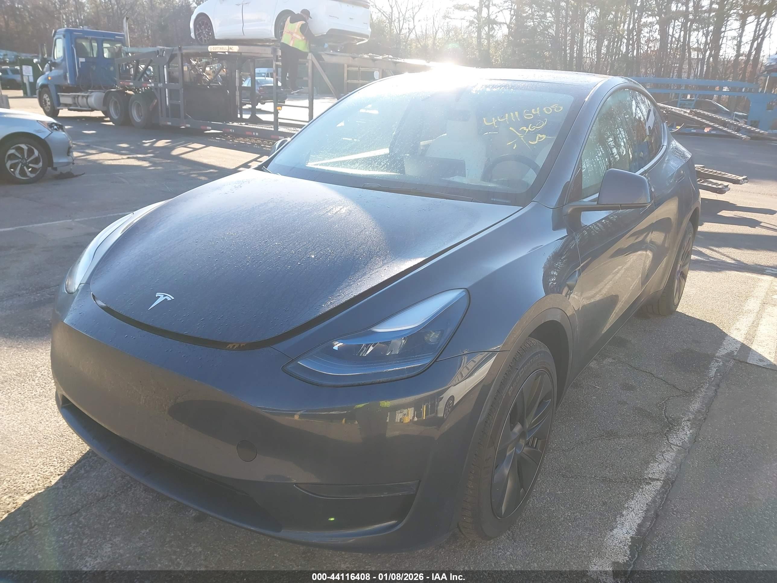 TESLA MODEL image 6