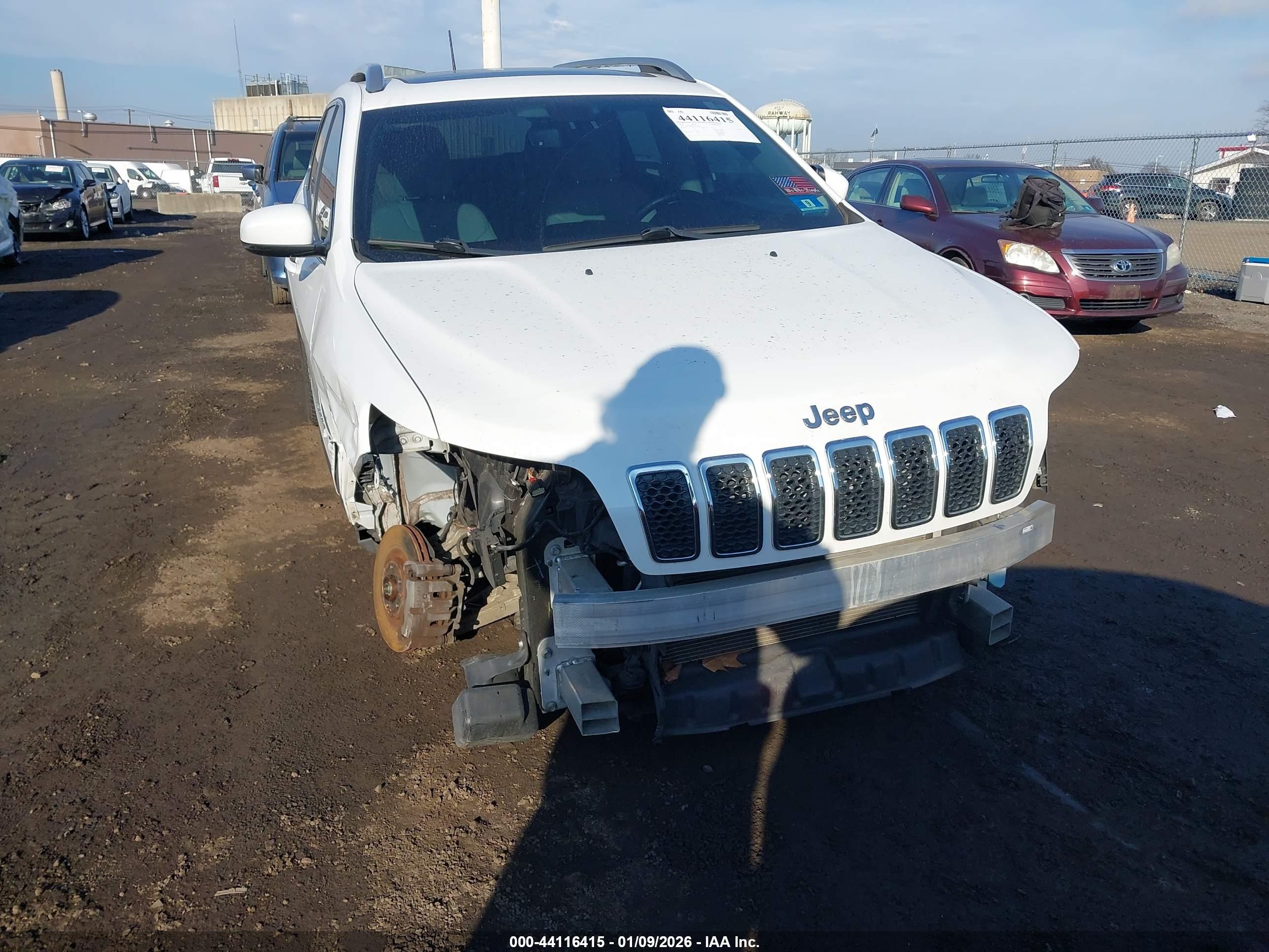 JEEP CHEROKEE image 6