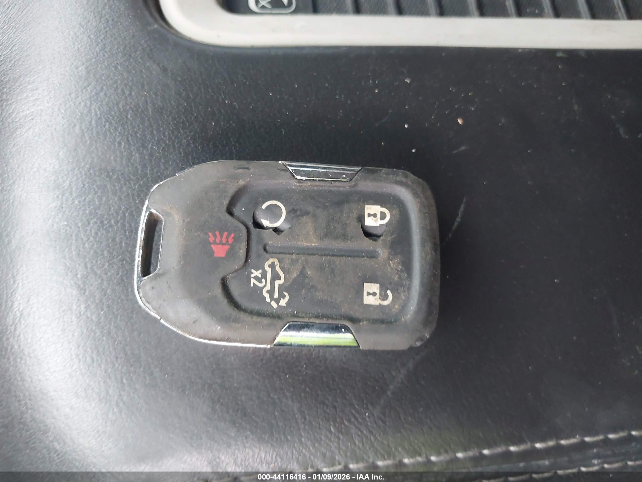 GMC YUKON image 11