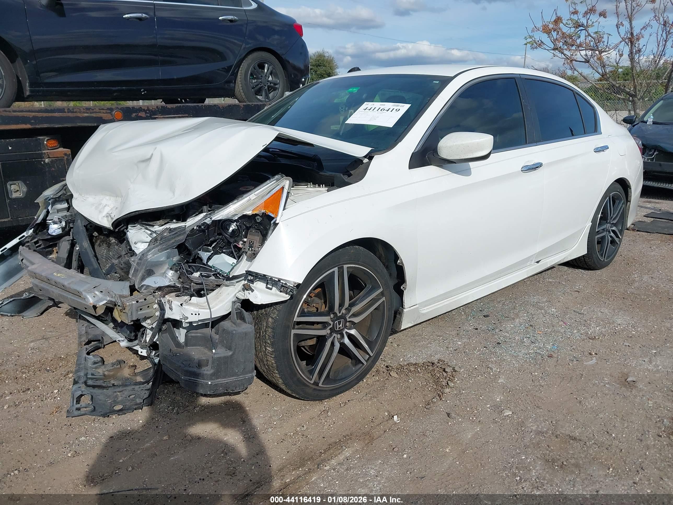 HONDA ACCORD image 2