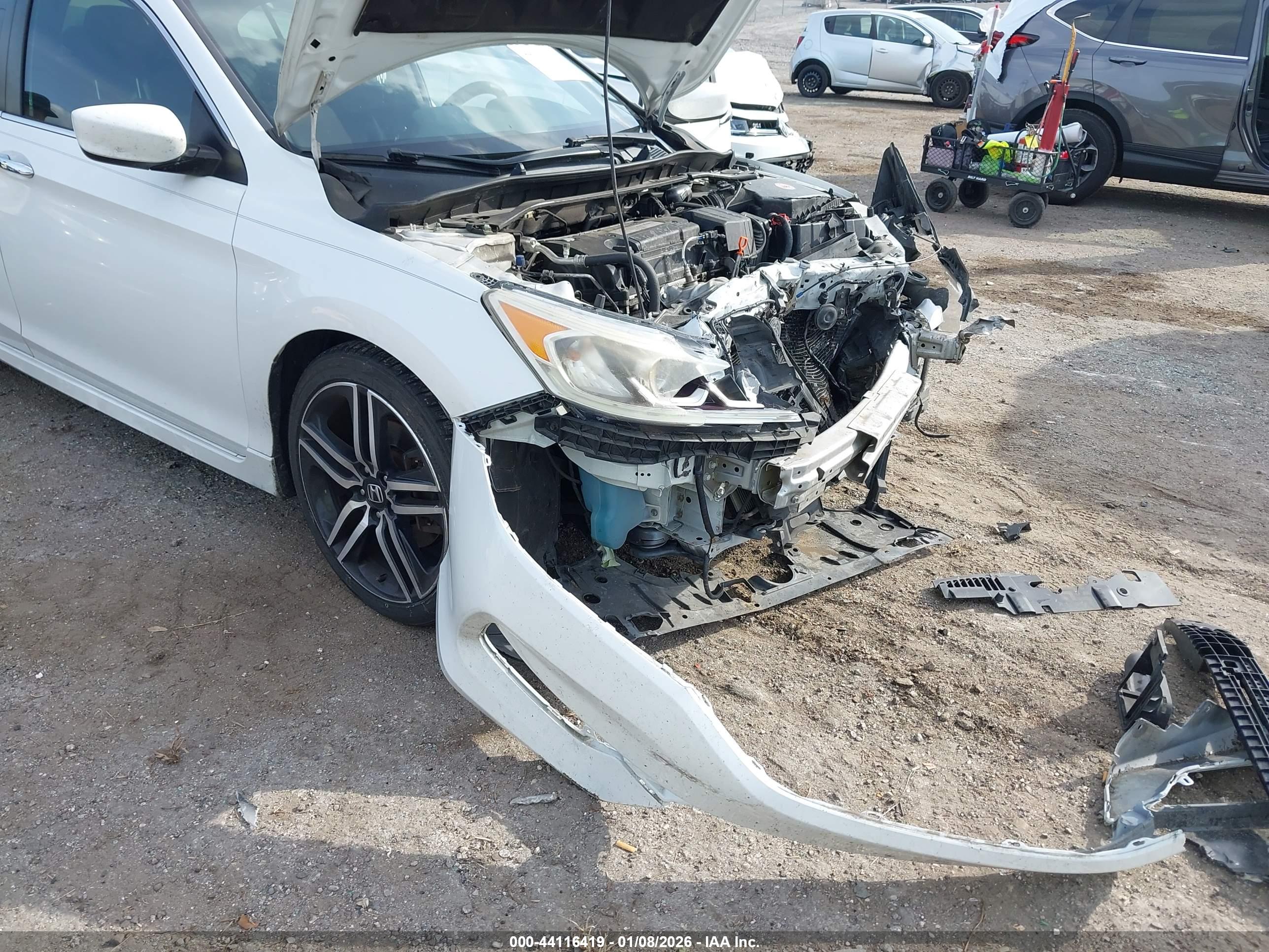 HONDA ACCORD image 6