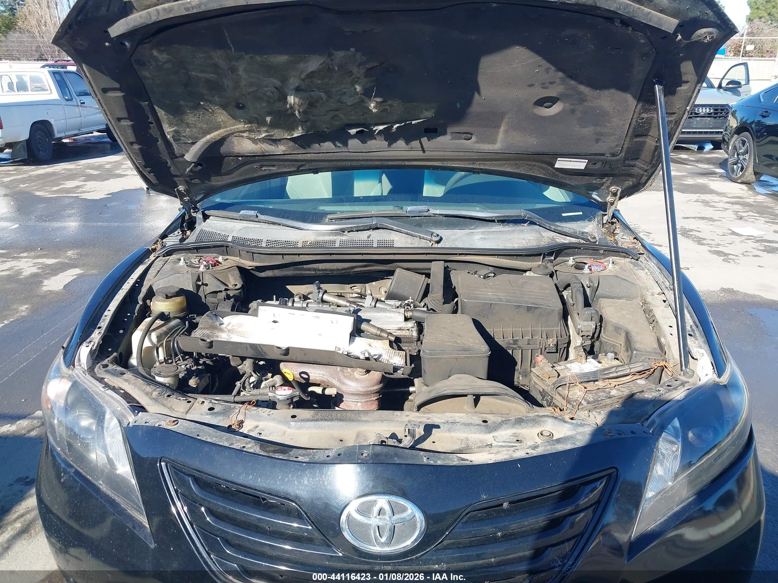 TOYOTA CAMRY image 10