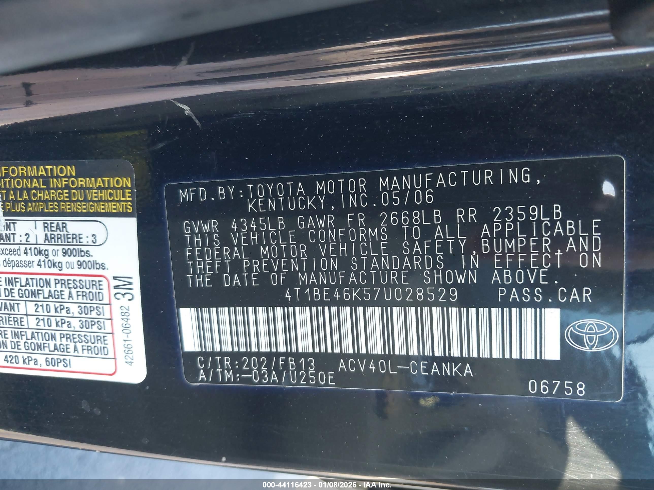 TOYOTA CAMRY image 9