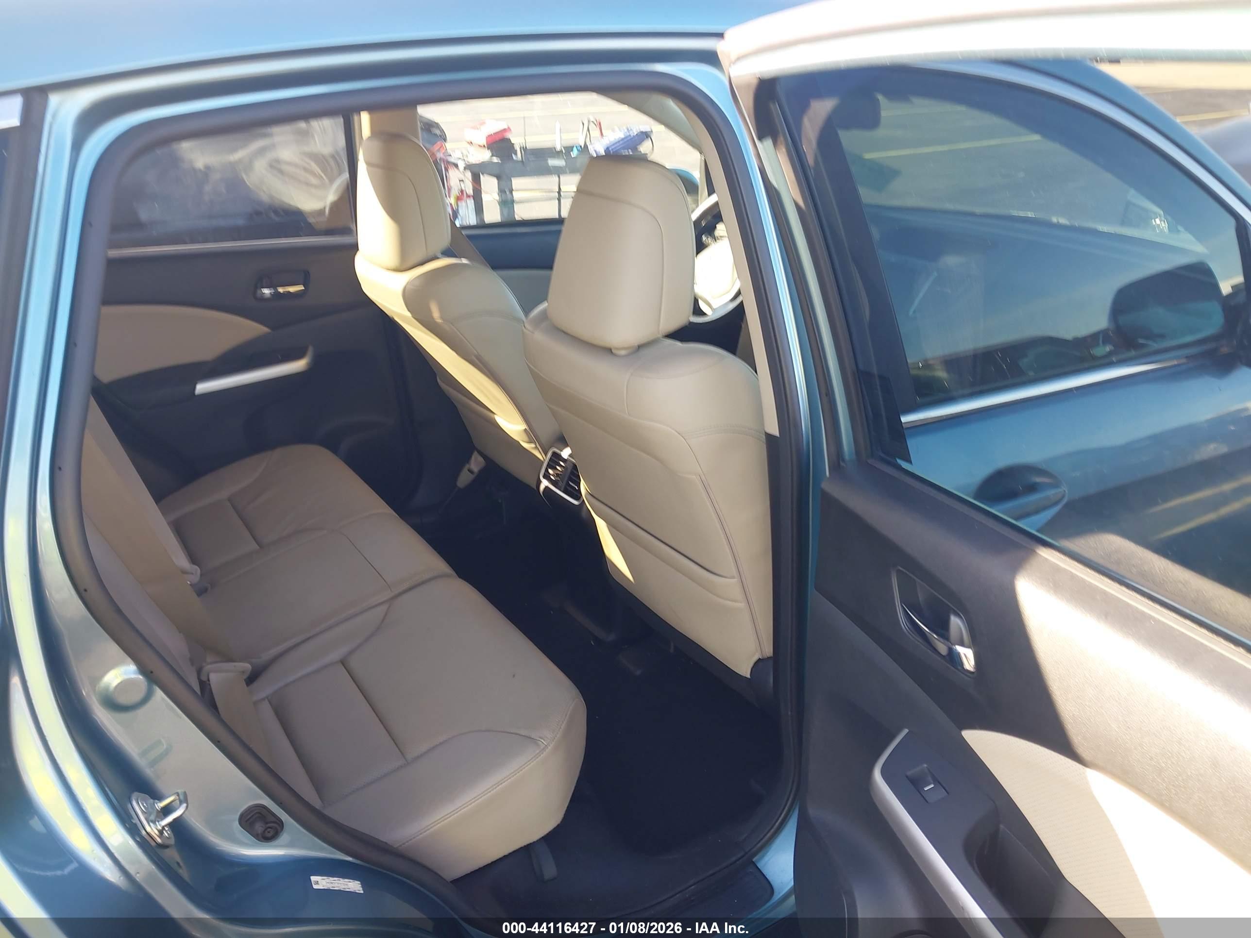 HONDA CR-V image 8