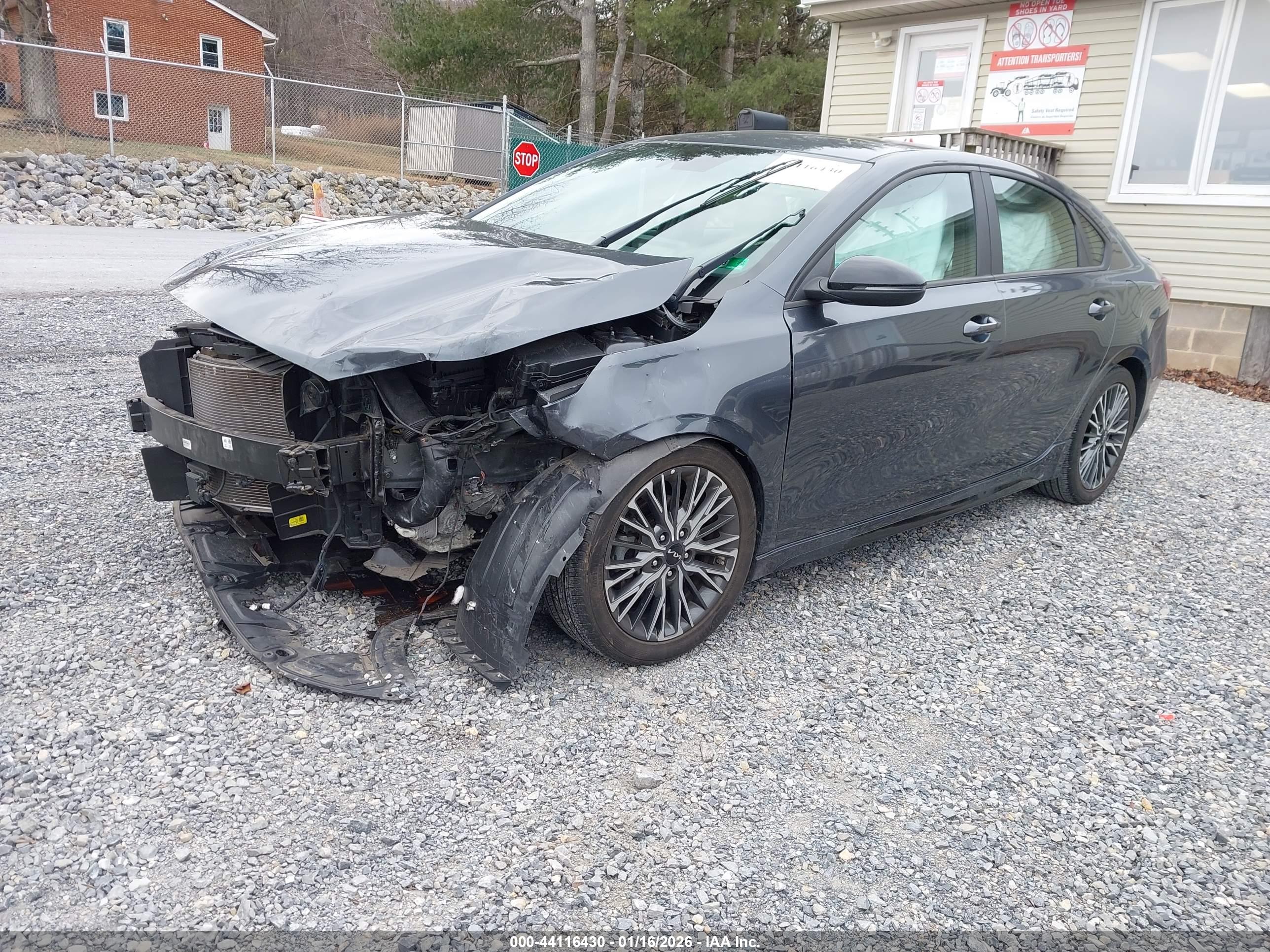 KIA FORTE image 2