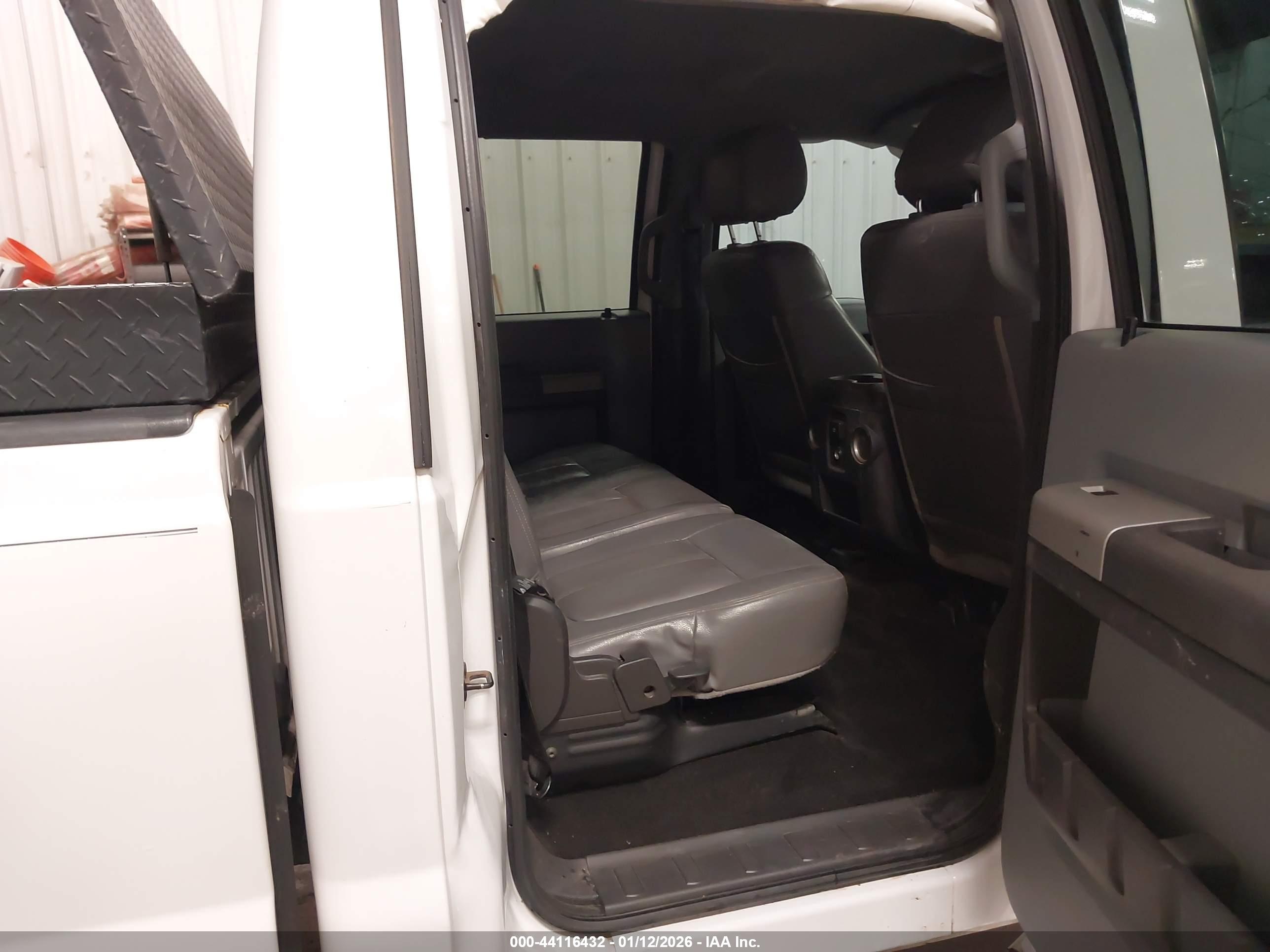 FORD F-250 image 8