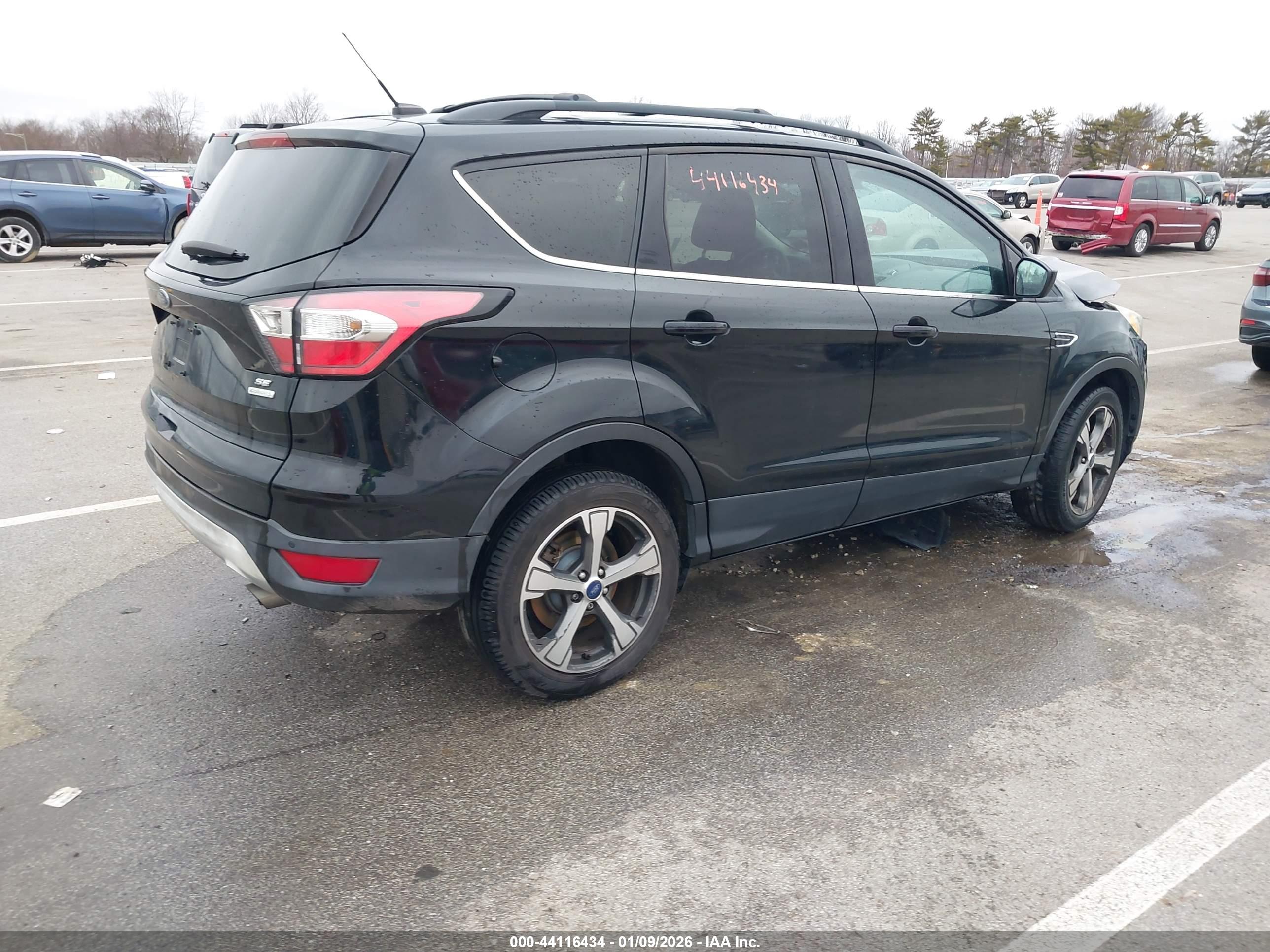 FORD ESCAPE image 4