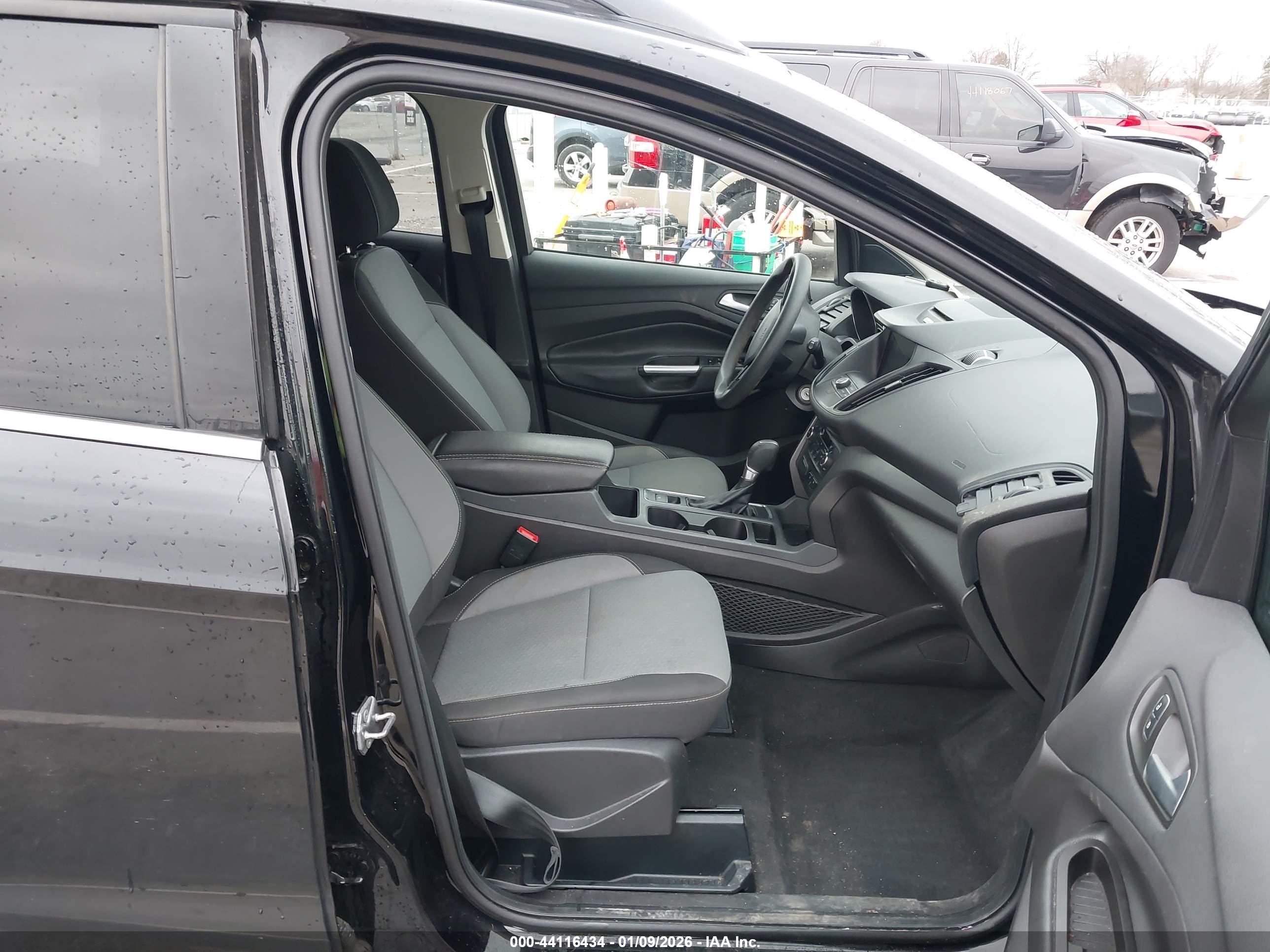 FORD ESCAPE image 5