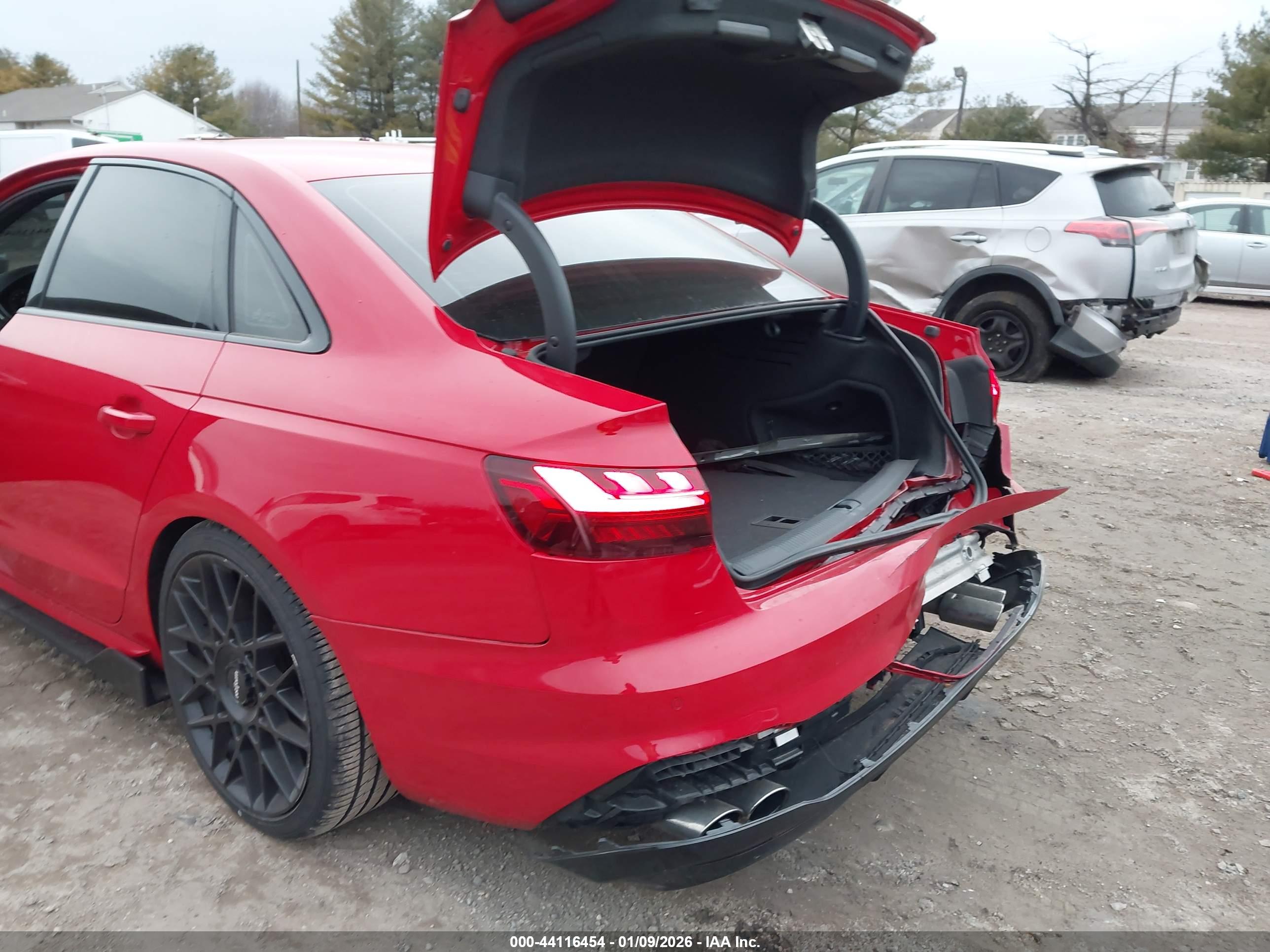 AUDI S4 image 6