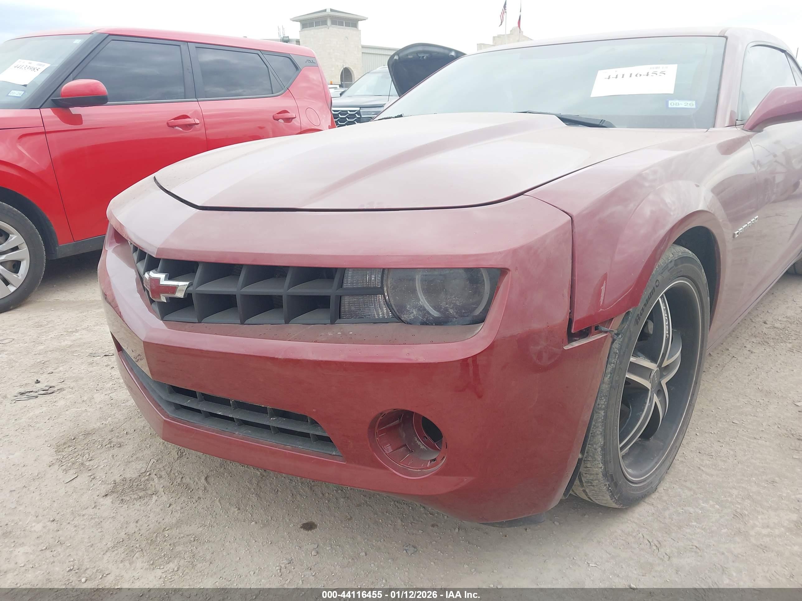 CHEVROLET CAMARO image 6