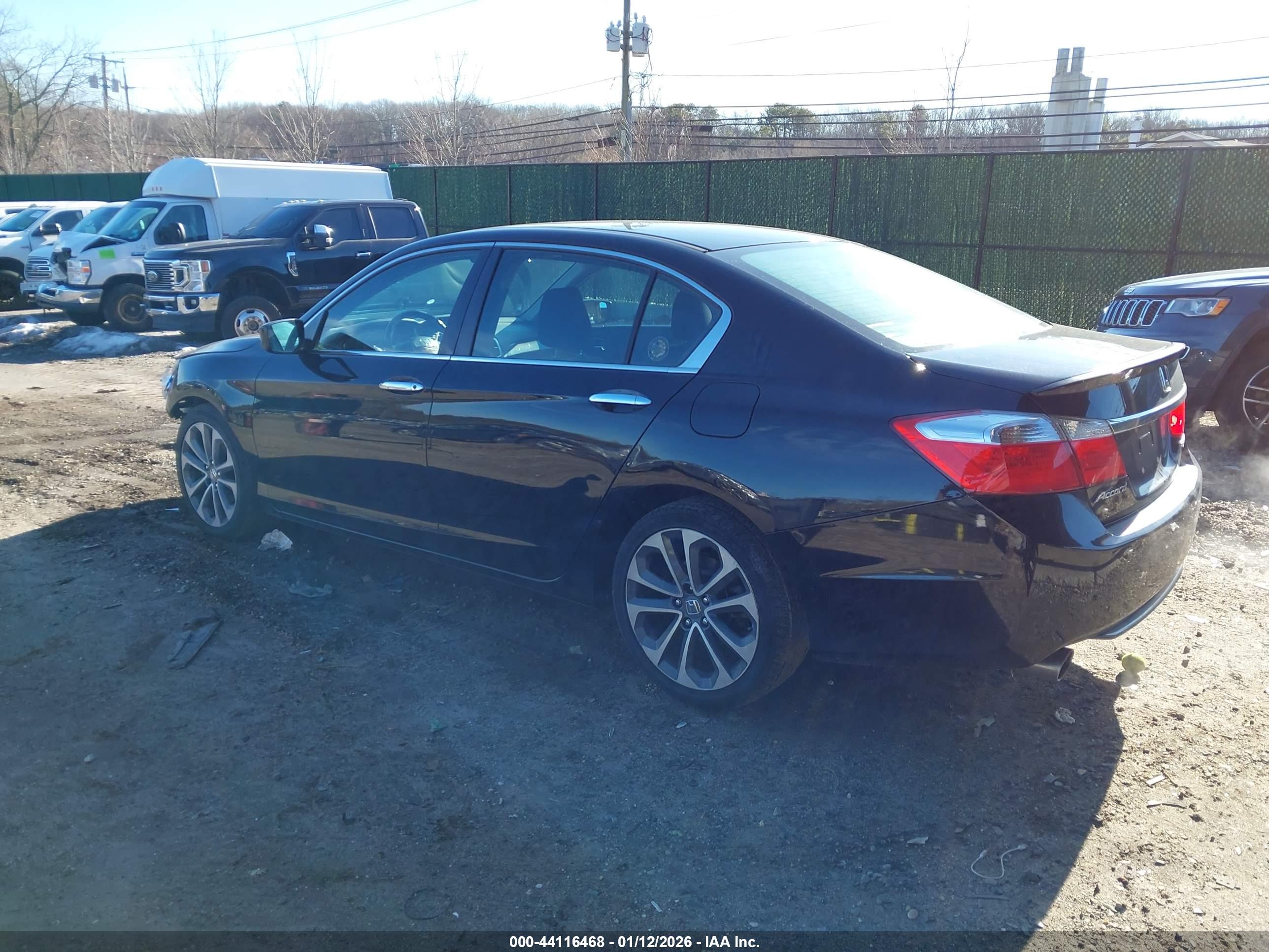 HONDA ACCORD image 3