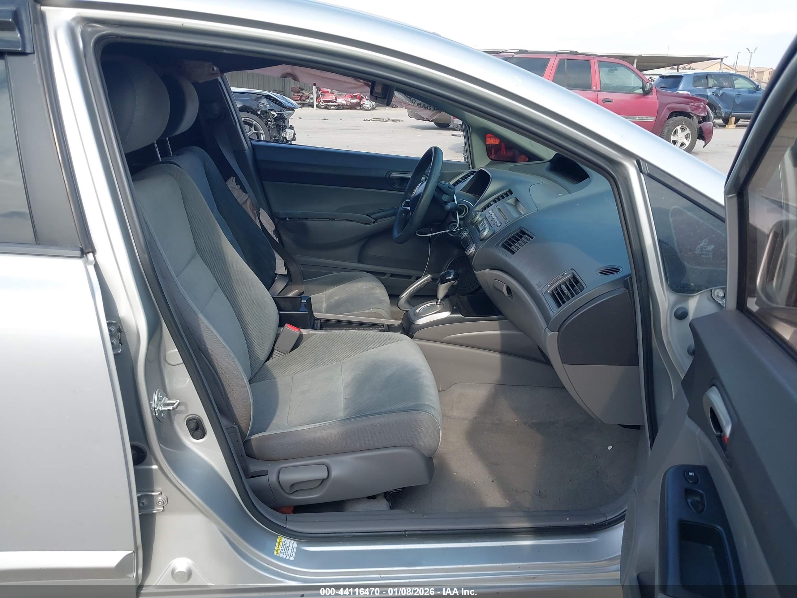 HONDA CIVIC image 5