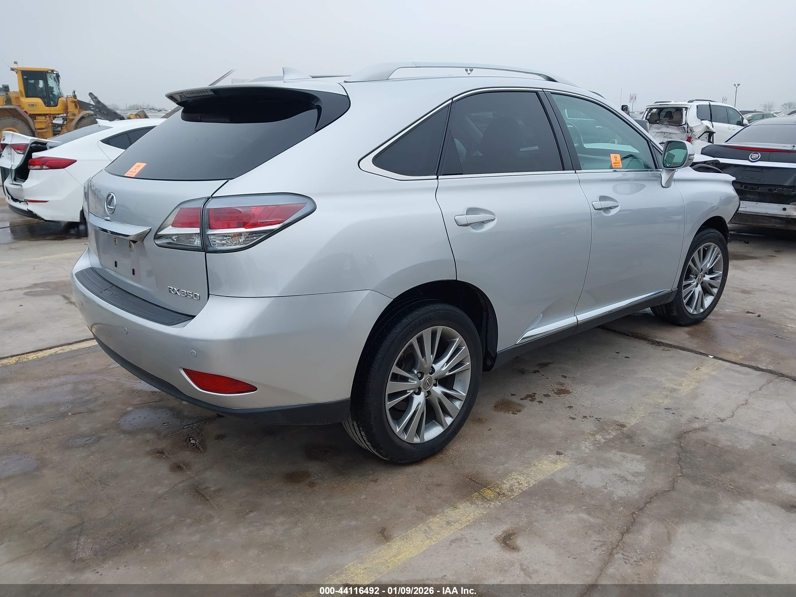 LEXUS RX image 4