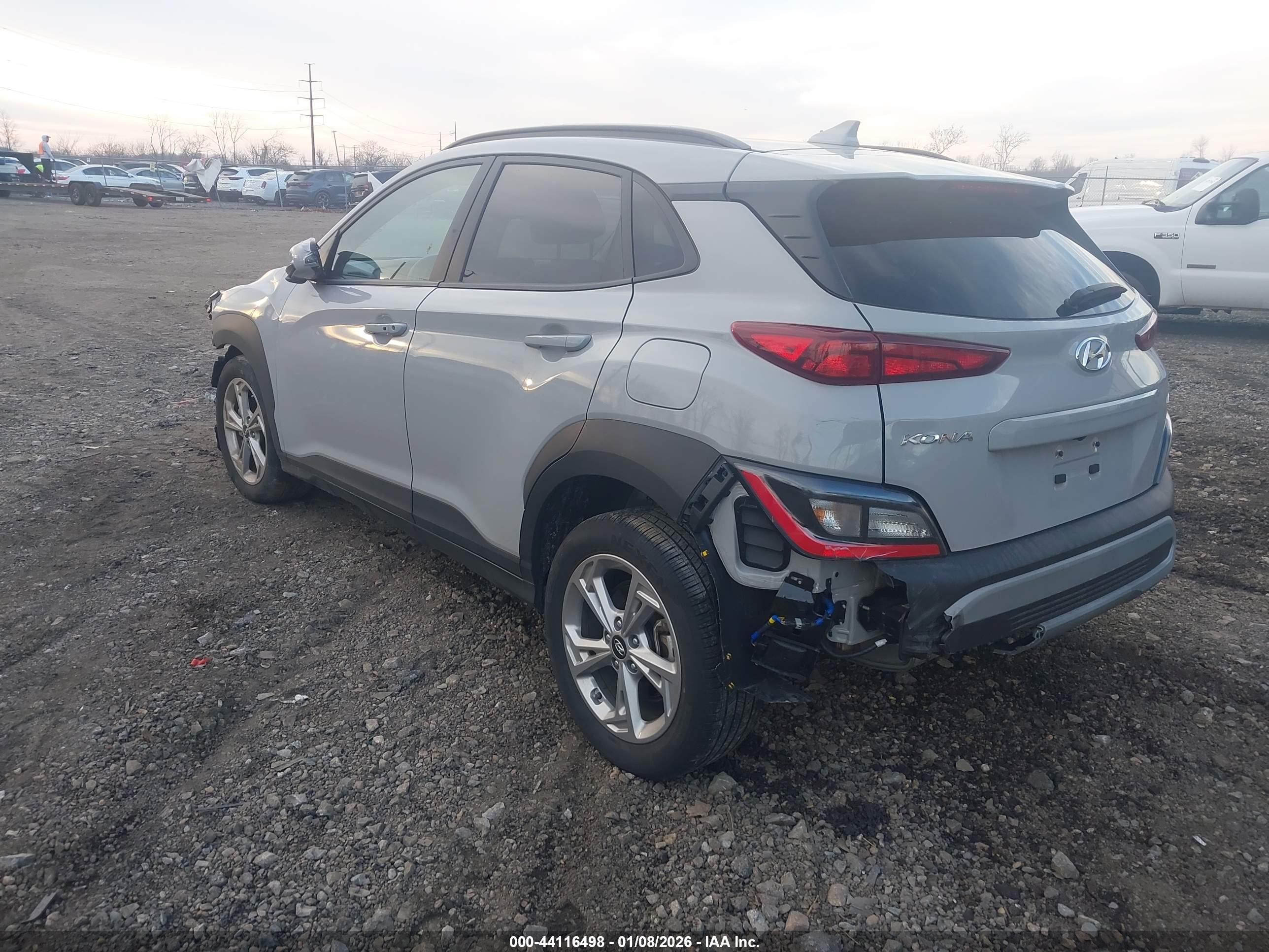 HYUNDAI KONA image 3