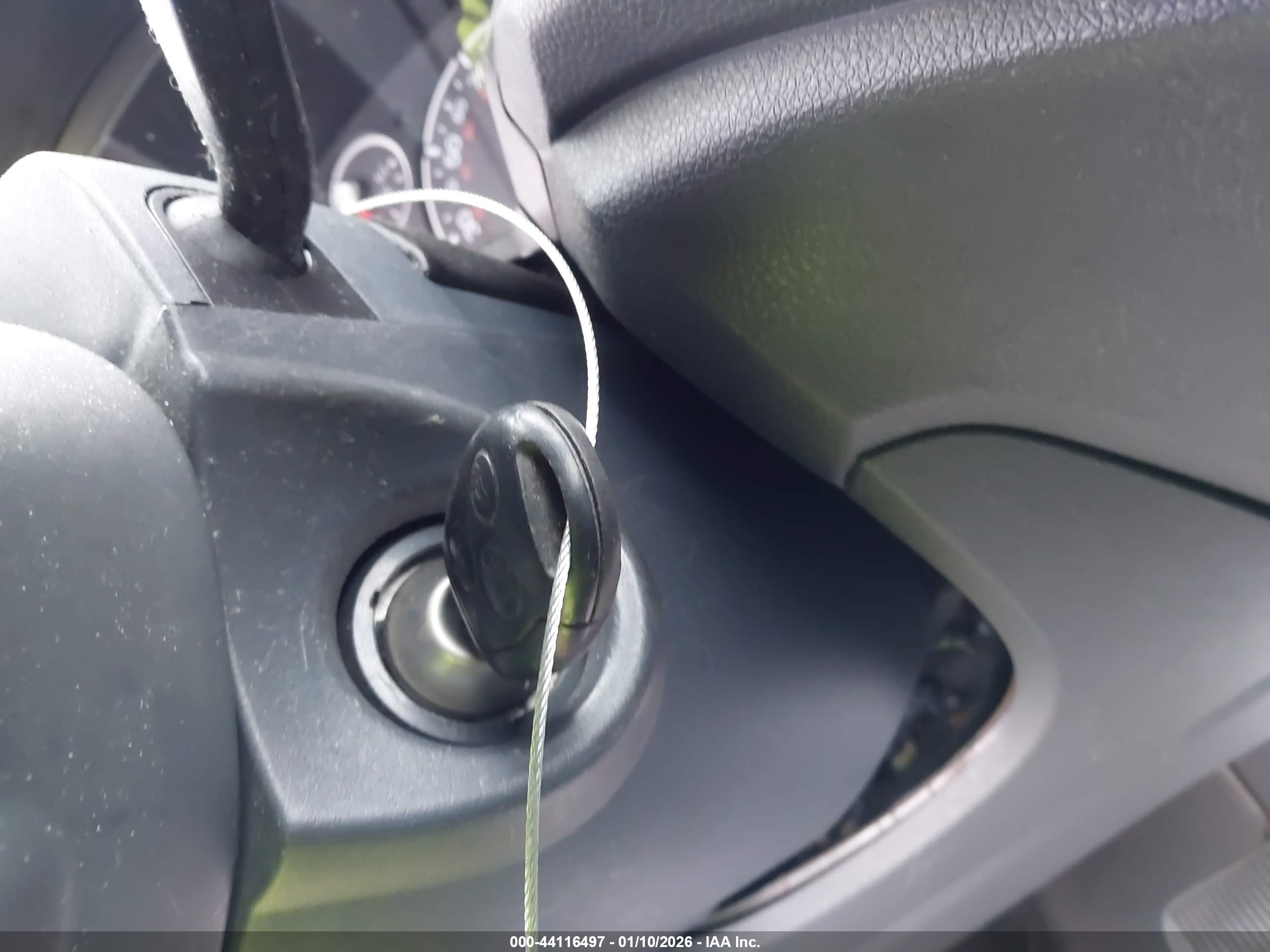 FORD TRANSIT image 11