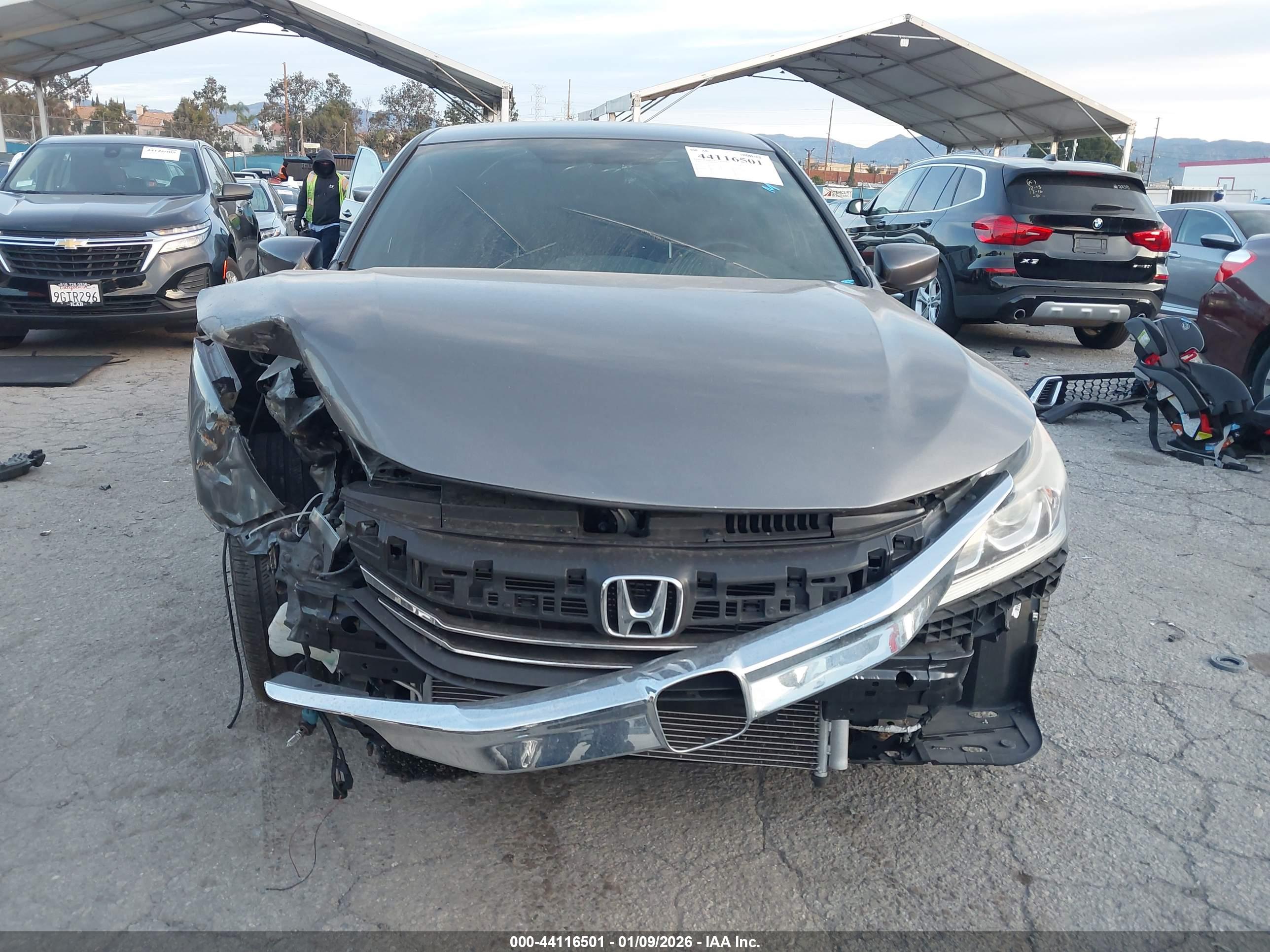 HONDA ACCORD image 6