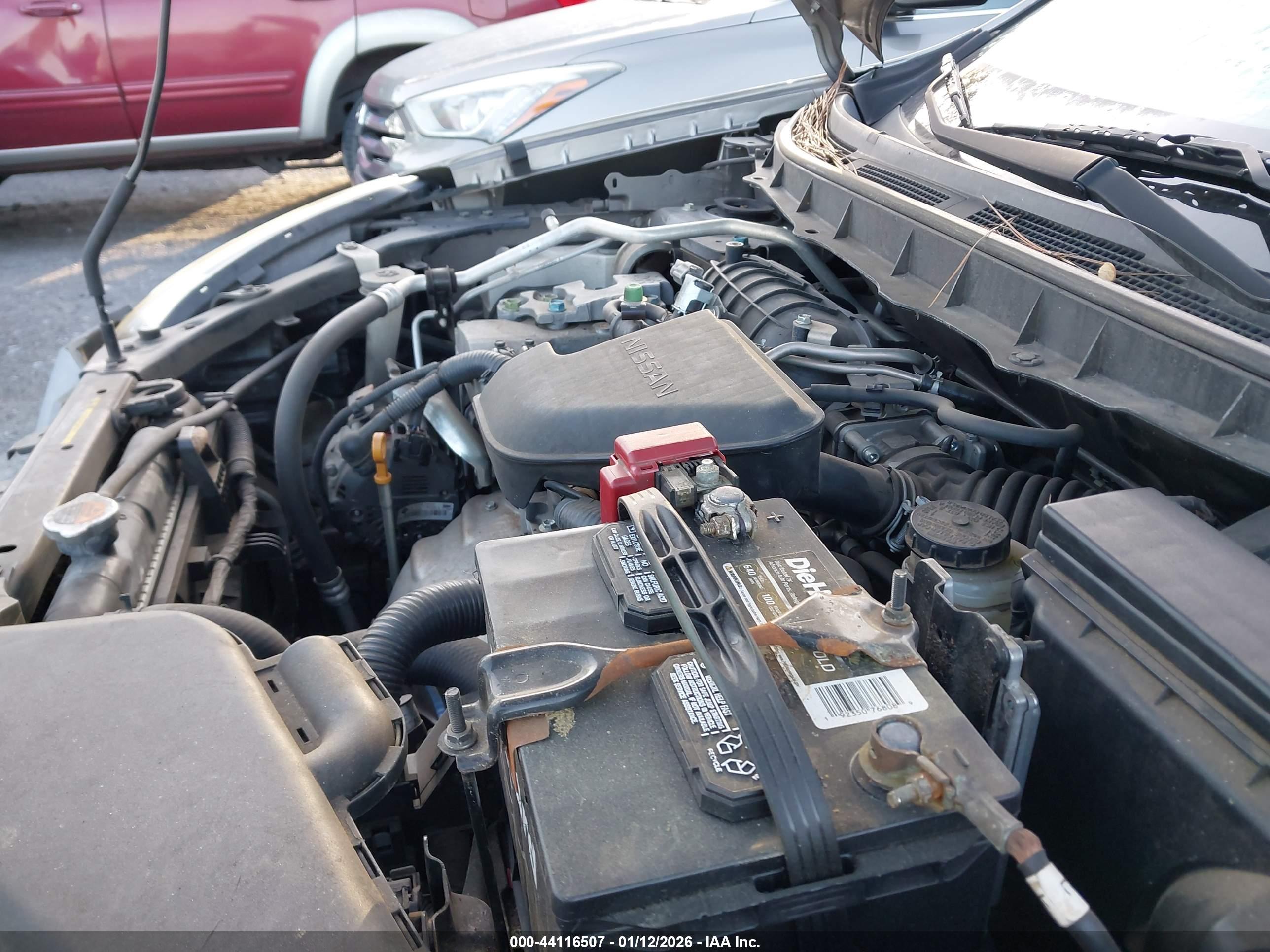 NISSAN ROGUE image 10