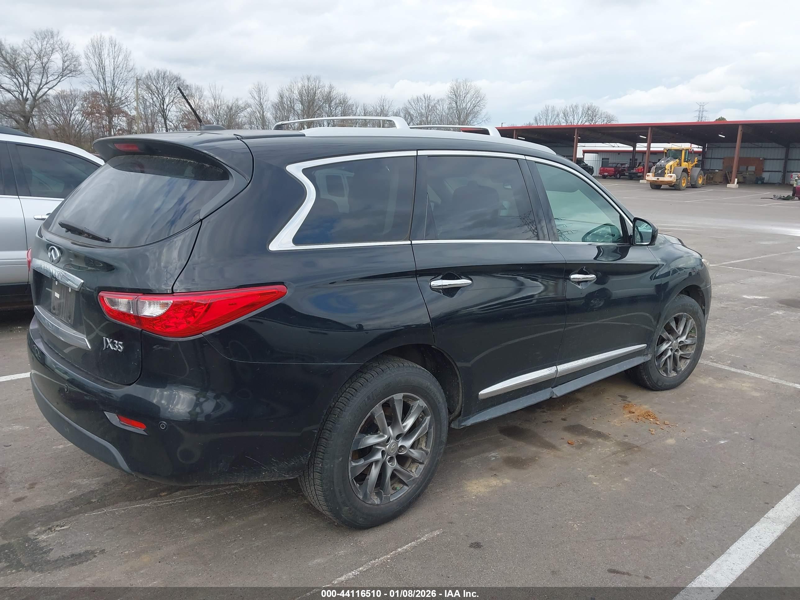 INFINITI JX35 image 4