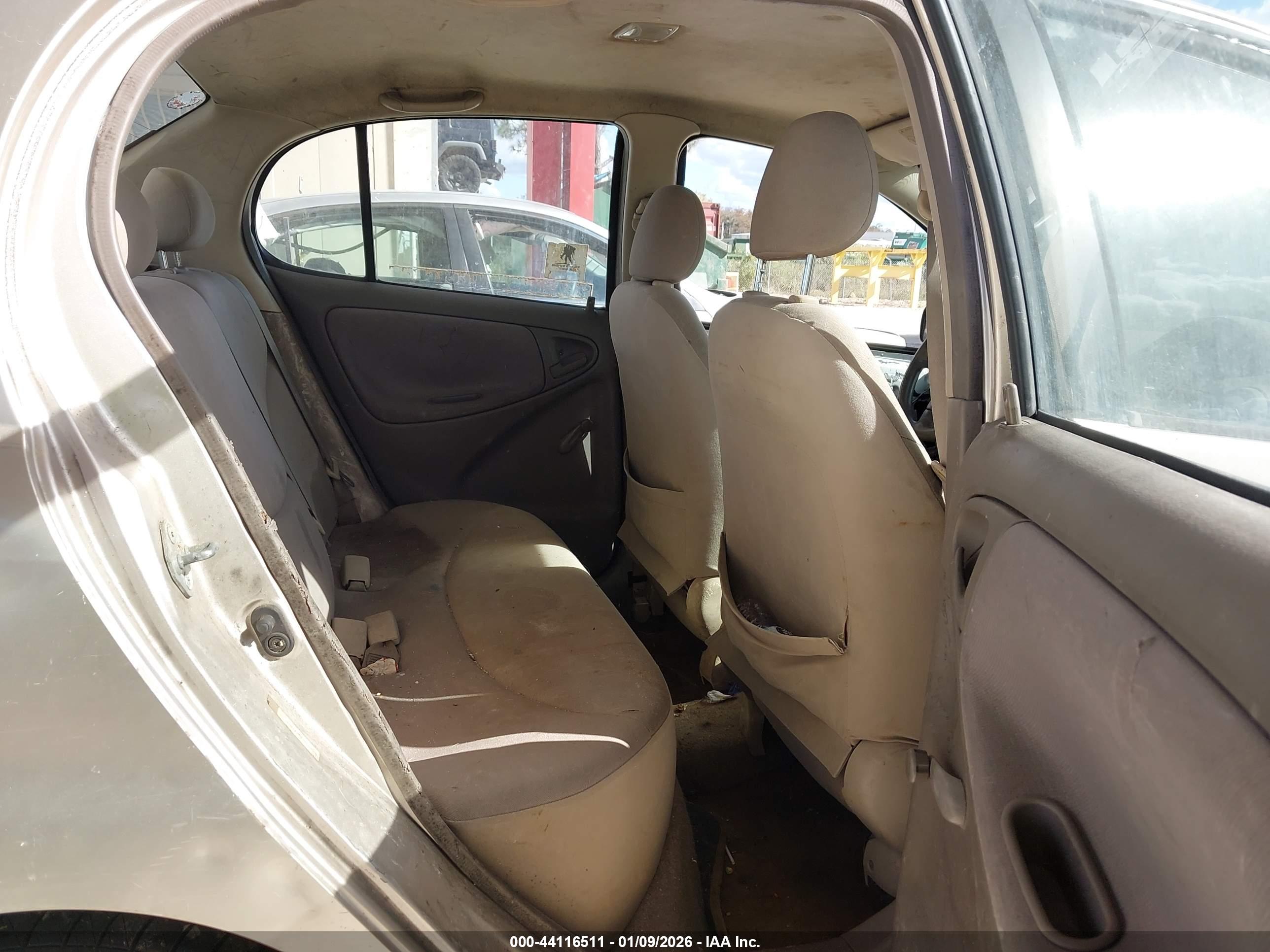 TOYOTA ECHO image 8