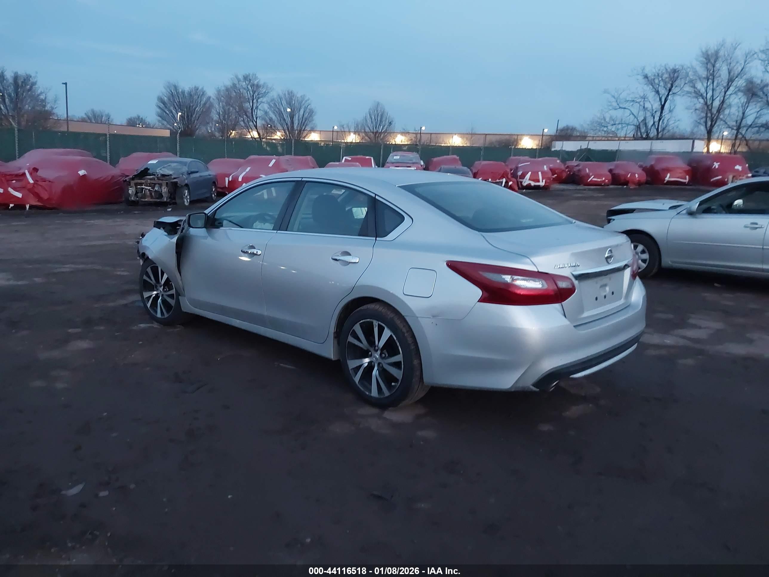 NISSAN ALTIMA image 3