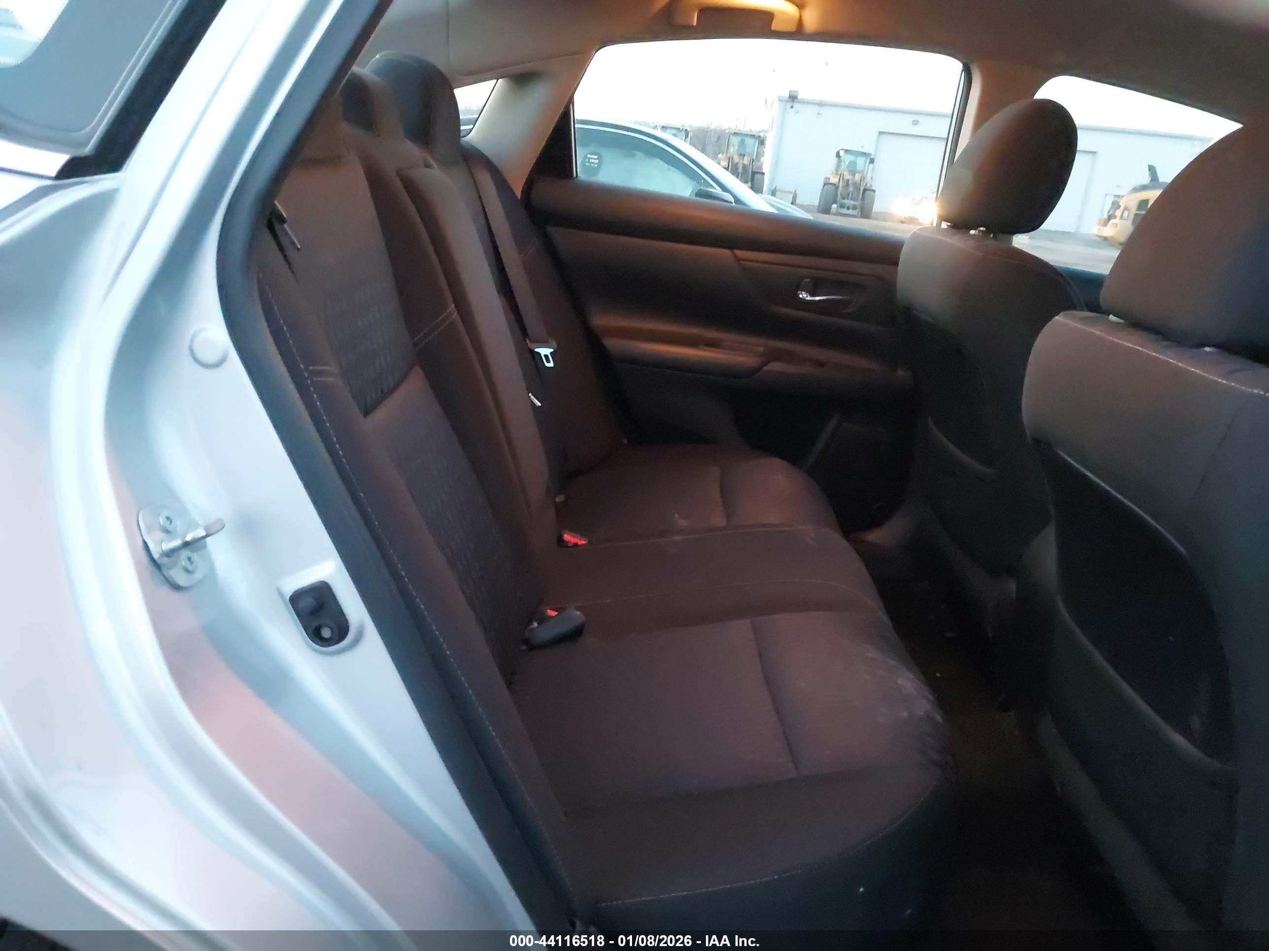 NISSAN ALTIMA image 8
