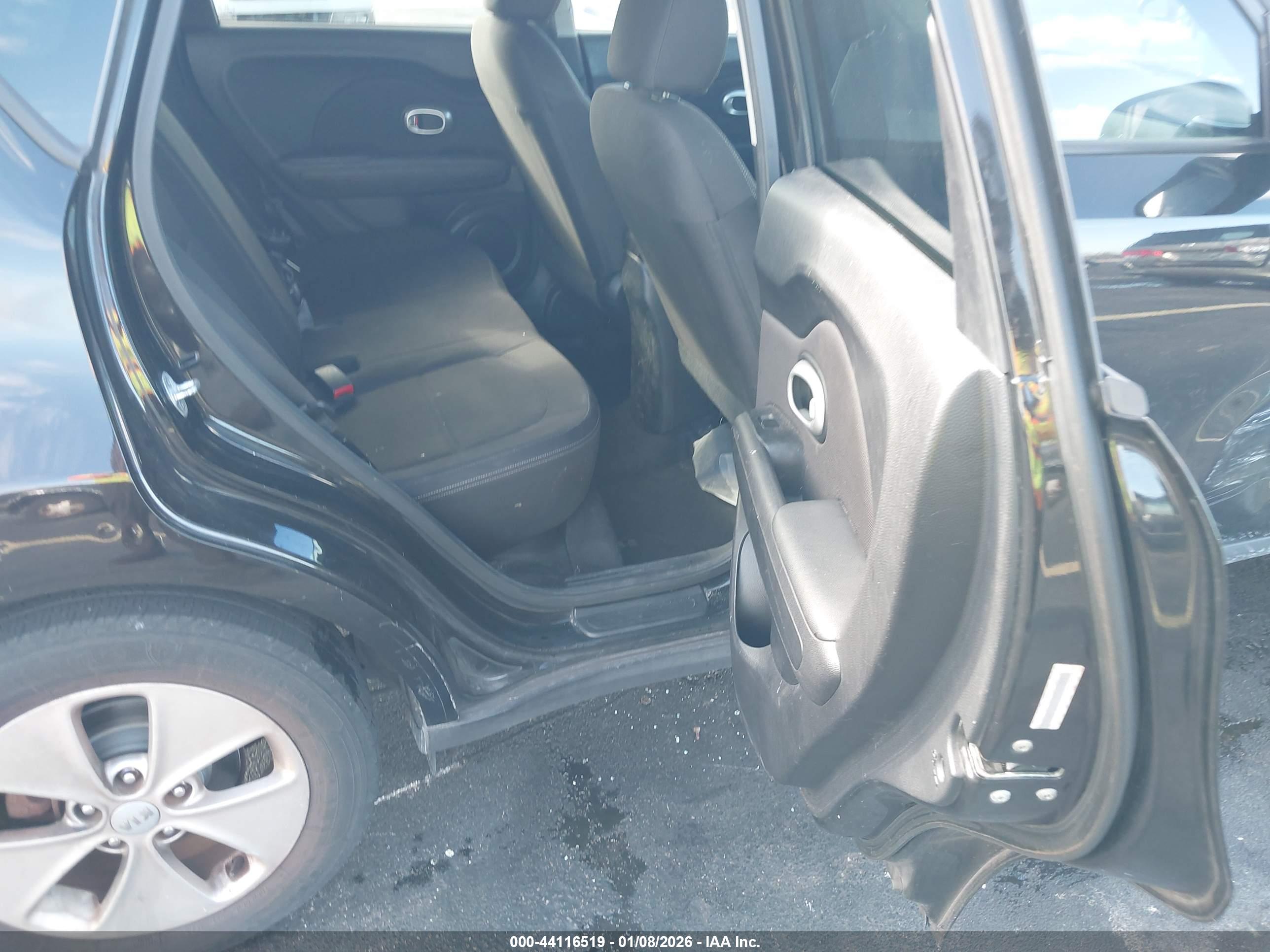 KIA SOUL image 8