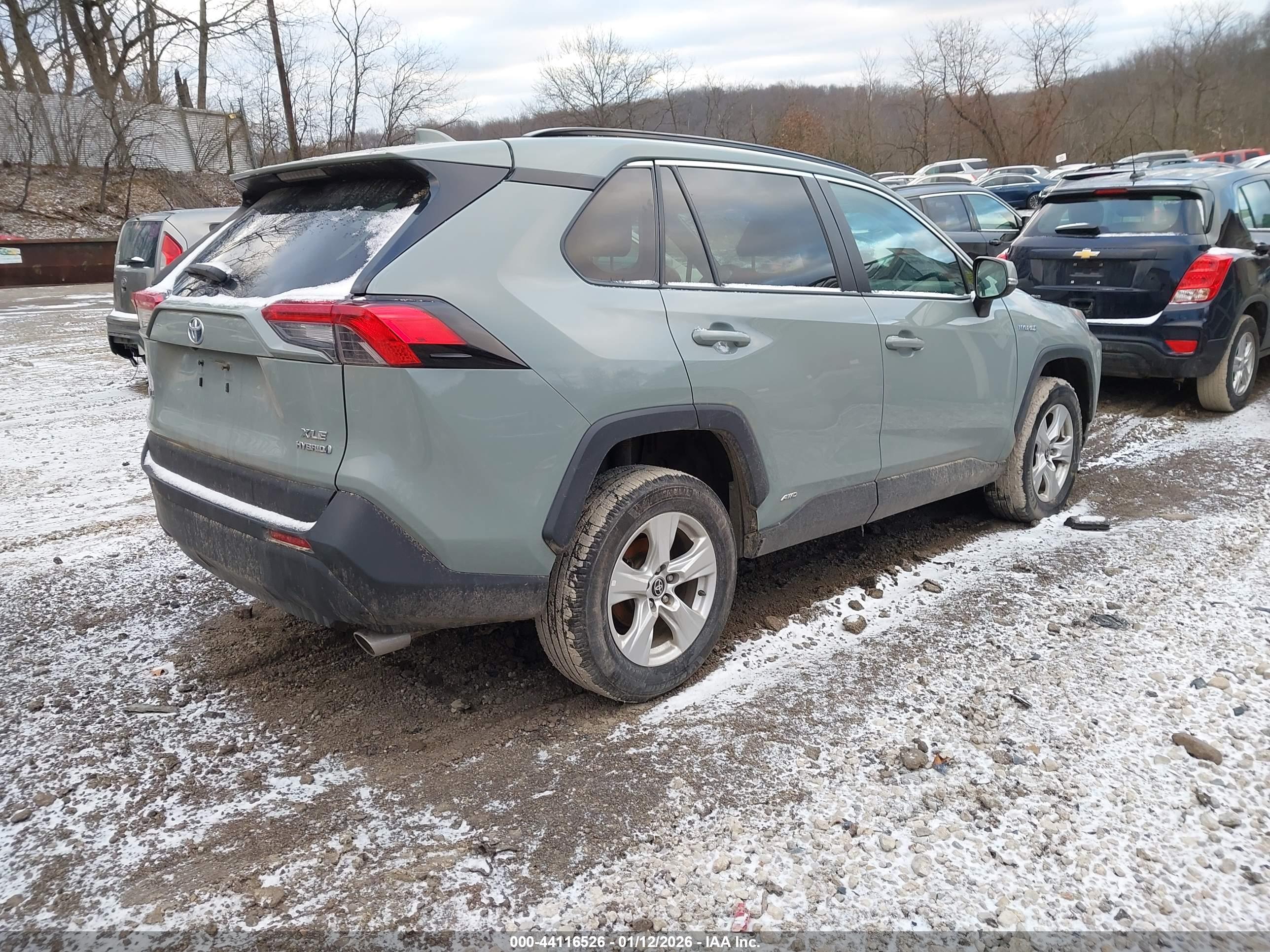 TOYOTA RAV4 image 4
