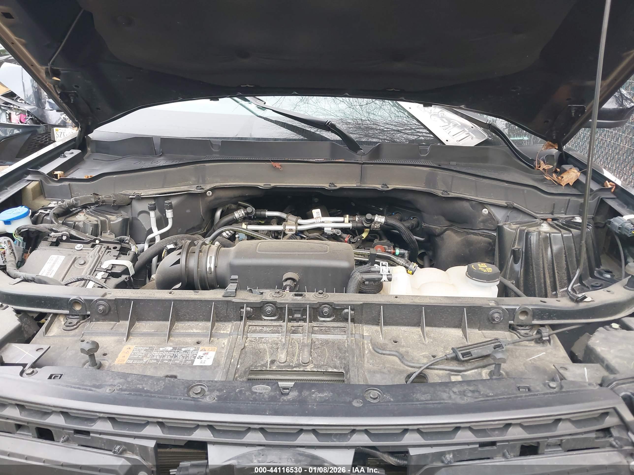 FORD EXPLORER image 10