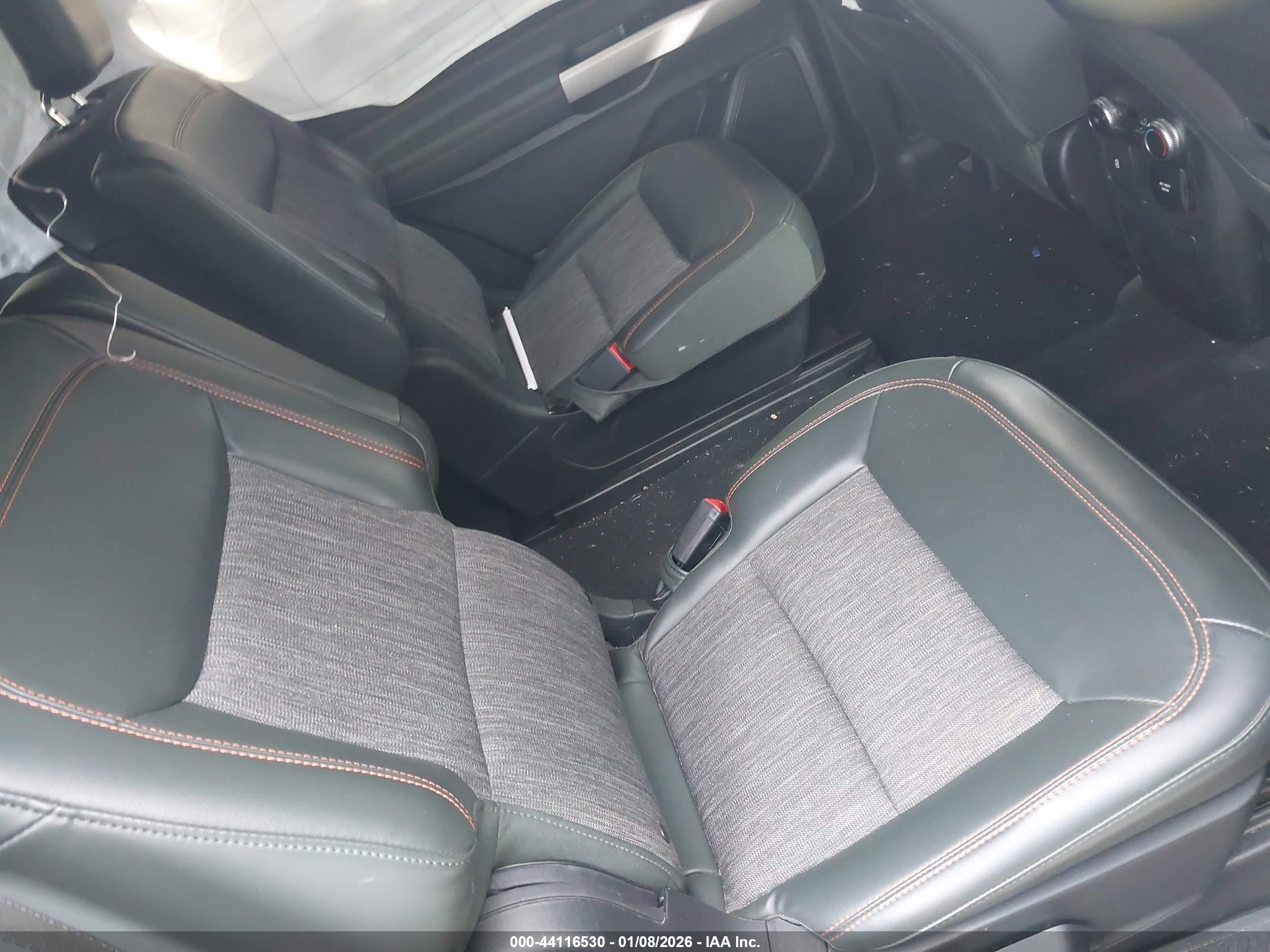 FORD EXPLORER image 8