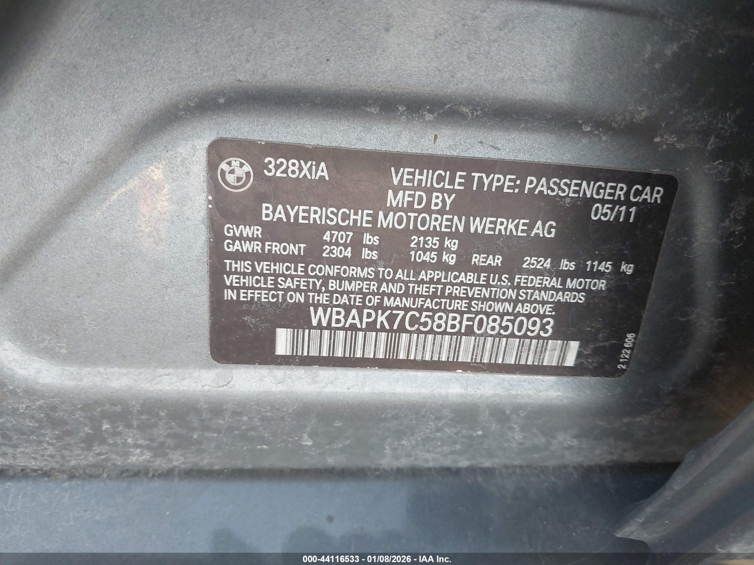 BMW 328I image 9
