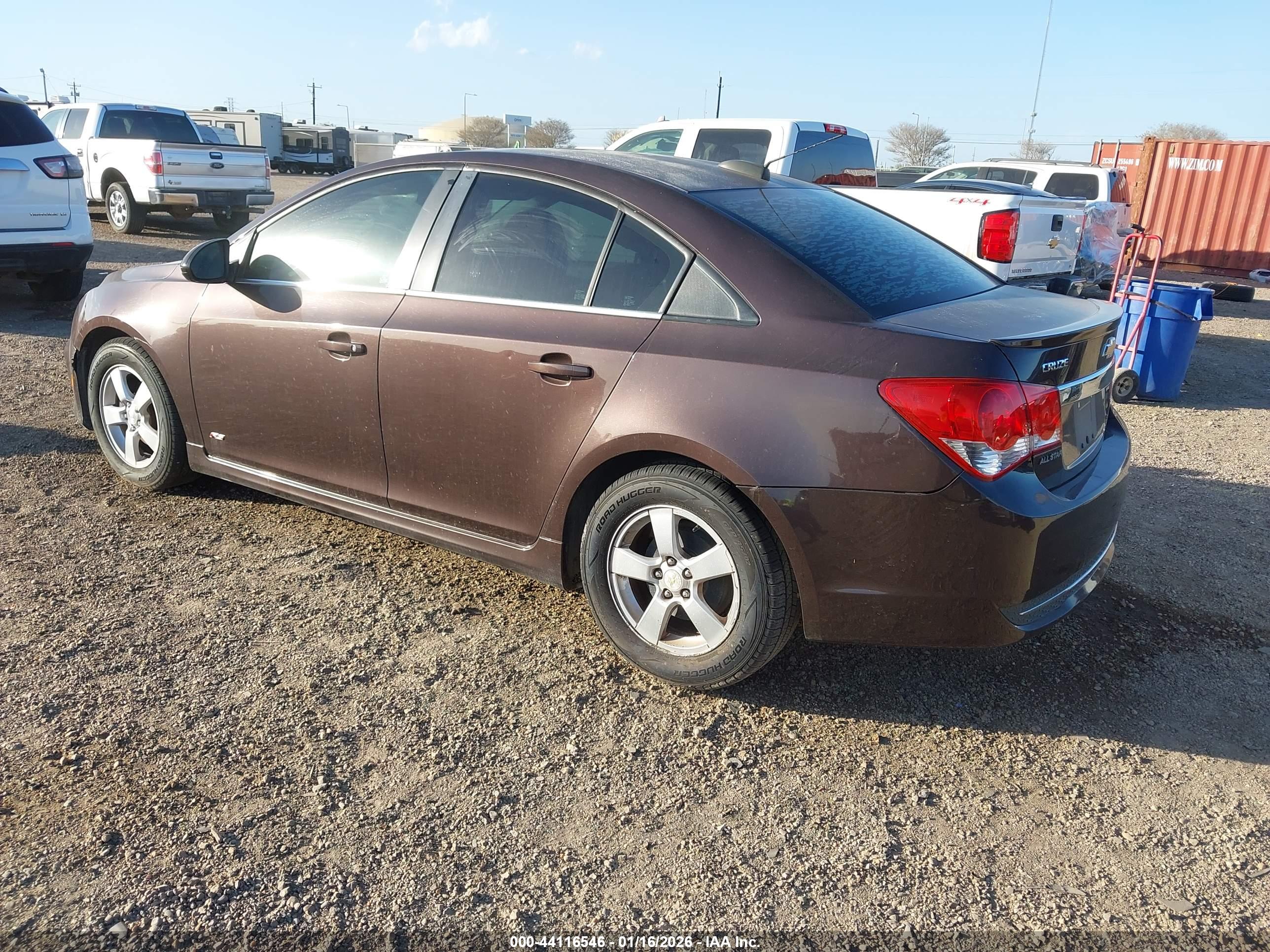 CHEVROLET CRUZE image 3